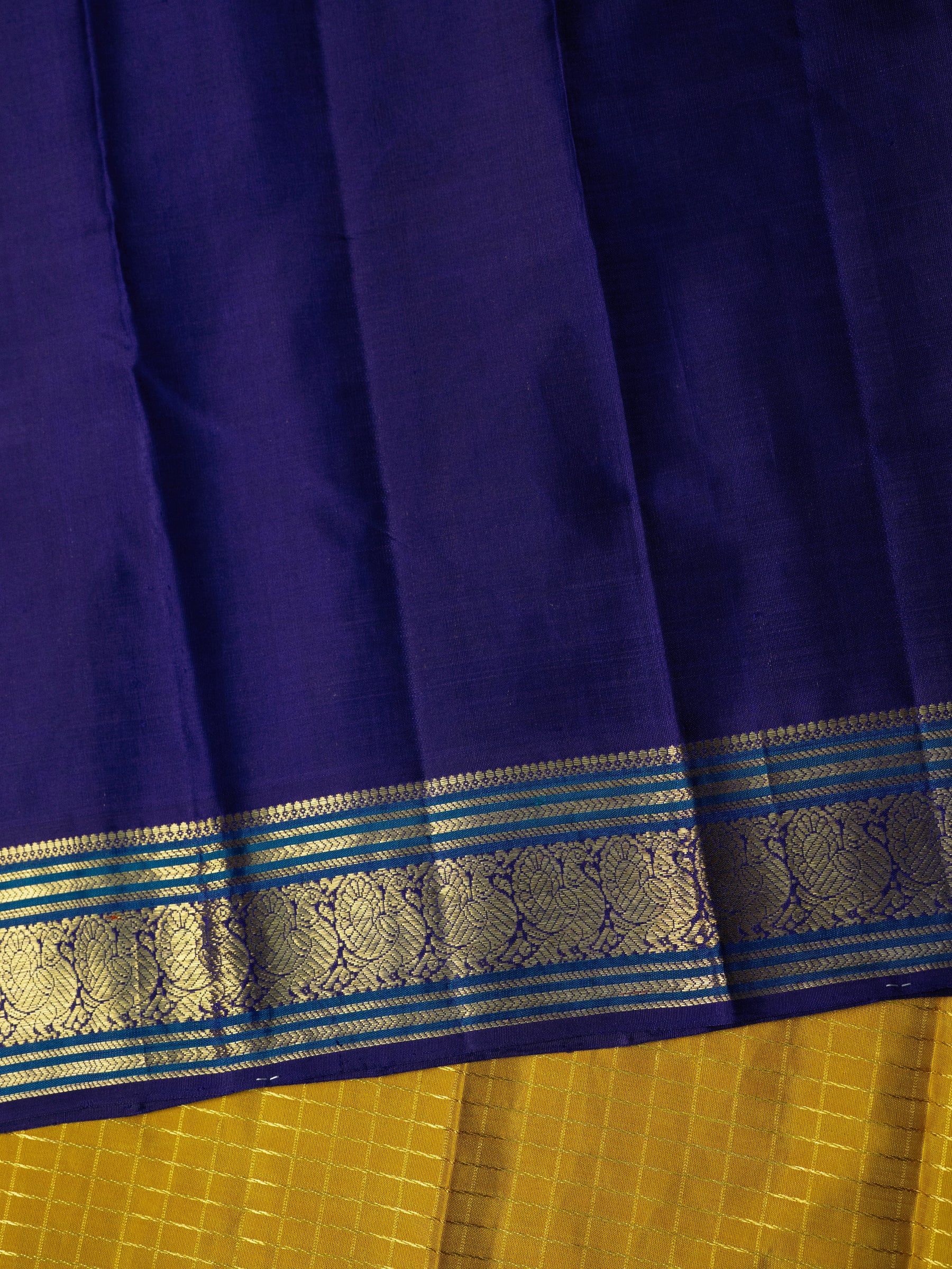 Veldhari Kattam with temple Korvai  / Kanjipuram Silk Saree CLSA10622