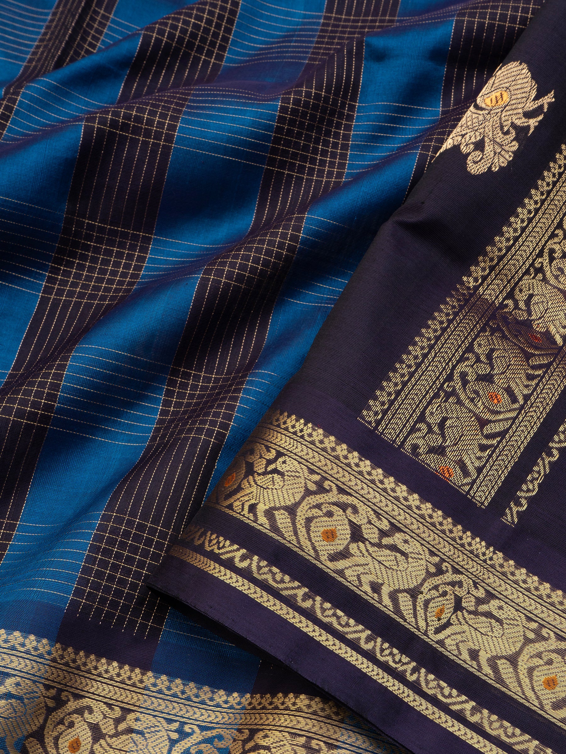 Vintage kattam blue and jamun color meenakari touch border and unique pallu/ Premium Silk Cotton Saree CLSA10909
