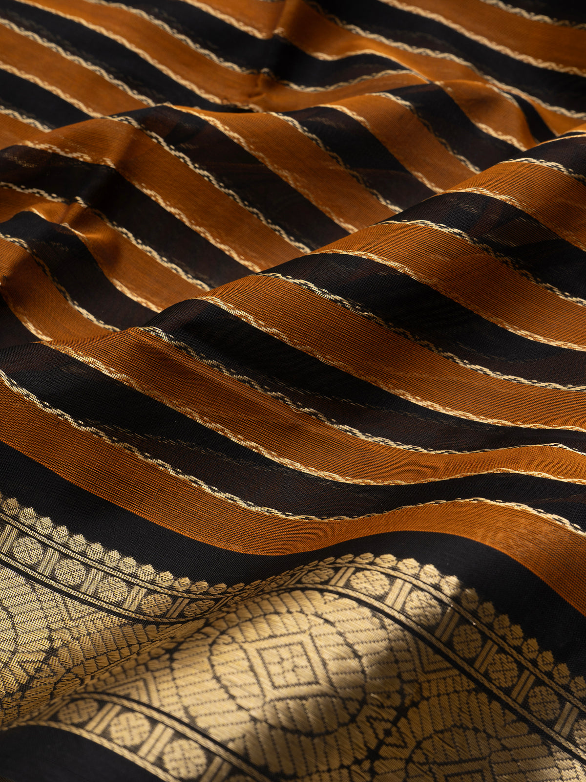 Veldhari Premium / 
Silk Cotton Saree CLSA11485