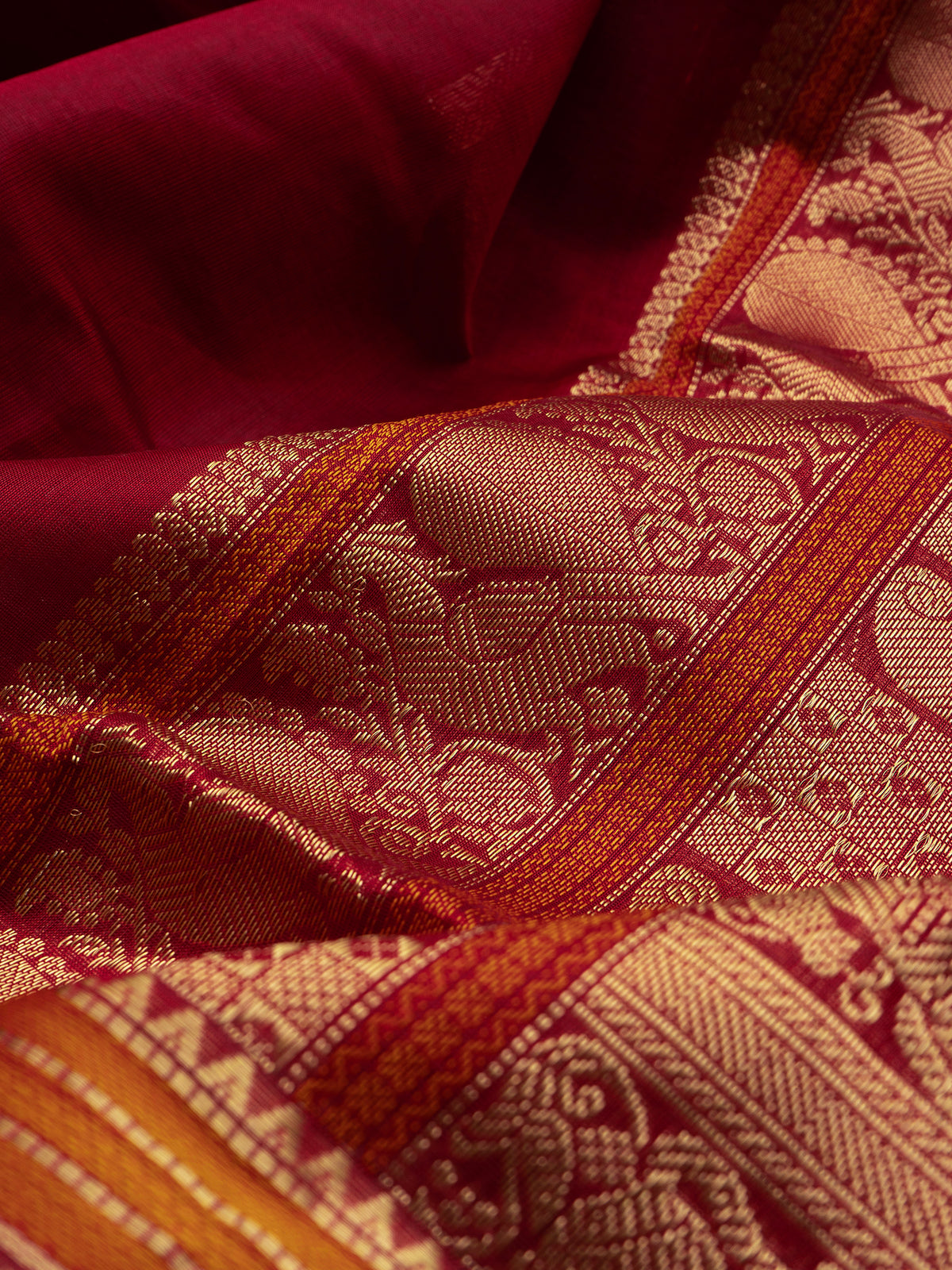 Red fish butta / Silk Cotton Saree CLSA11499