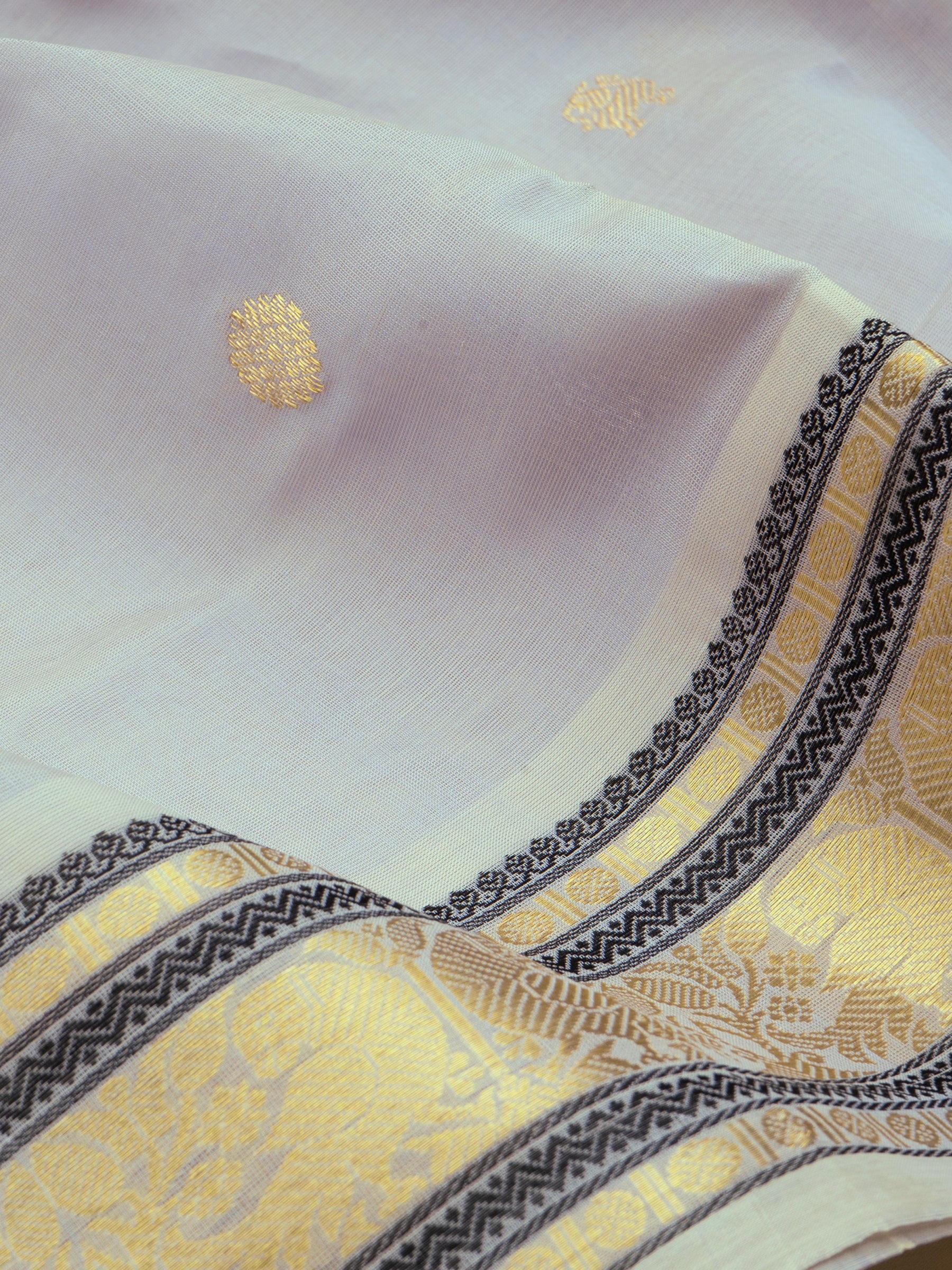 Silverish grey getti border / Silk Cotton Saree CLSA2940