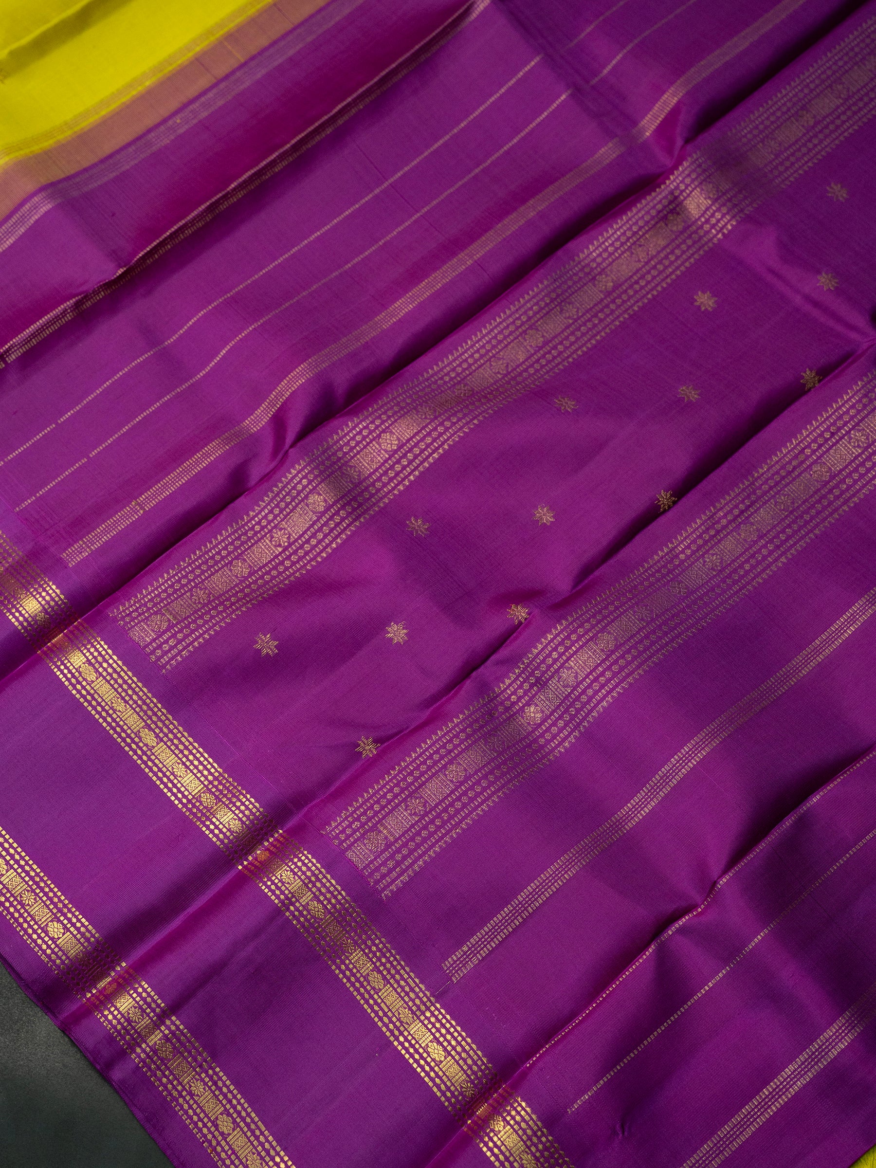 Sampanga with Temple Retta pet border / Kanjipuram Silk Saree CLSA4489
