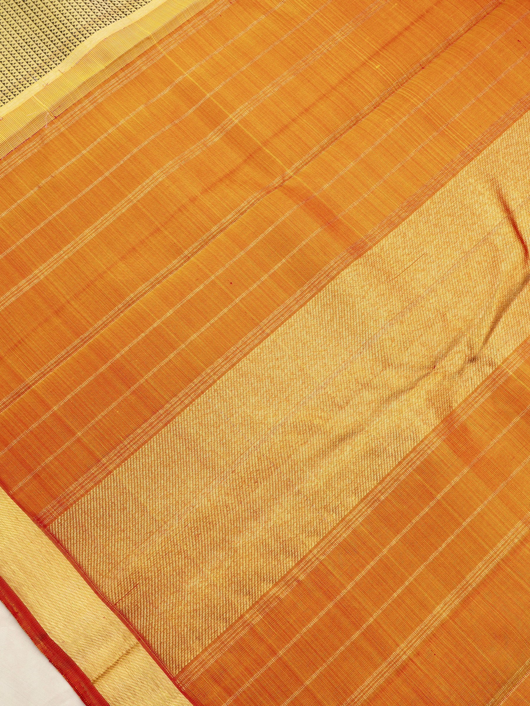 Arai madamThread work Kanjipuram Silk Saree CLSA1425