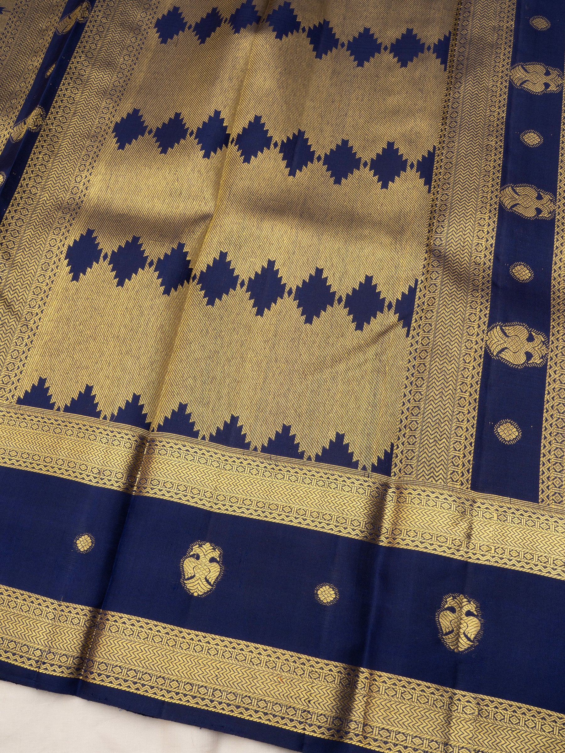 Deep red and blue rettapet border butta / Arani Silk Saree CLSA5581