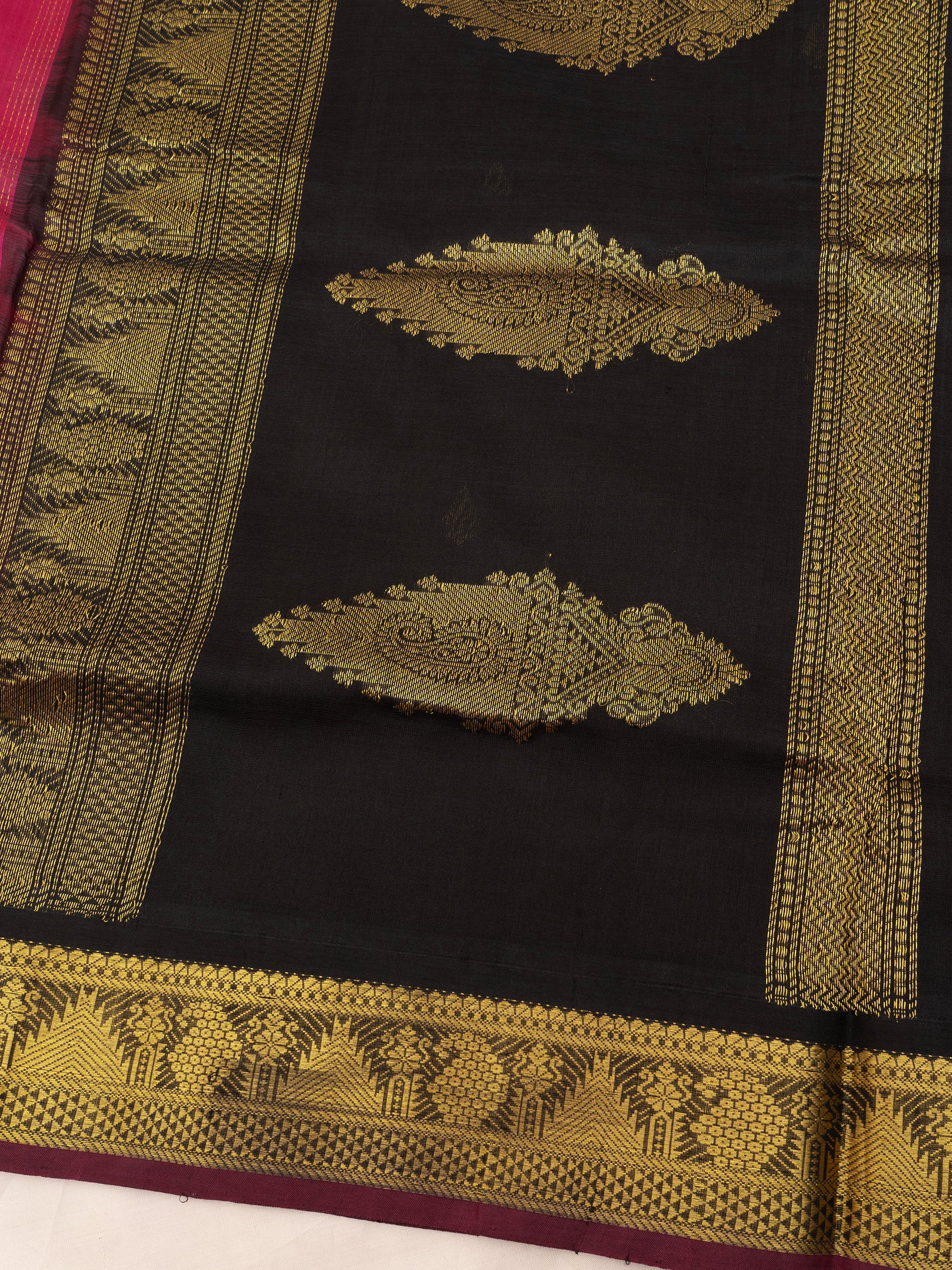 Pink and black / Silk Cotton Saree CLSA5926