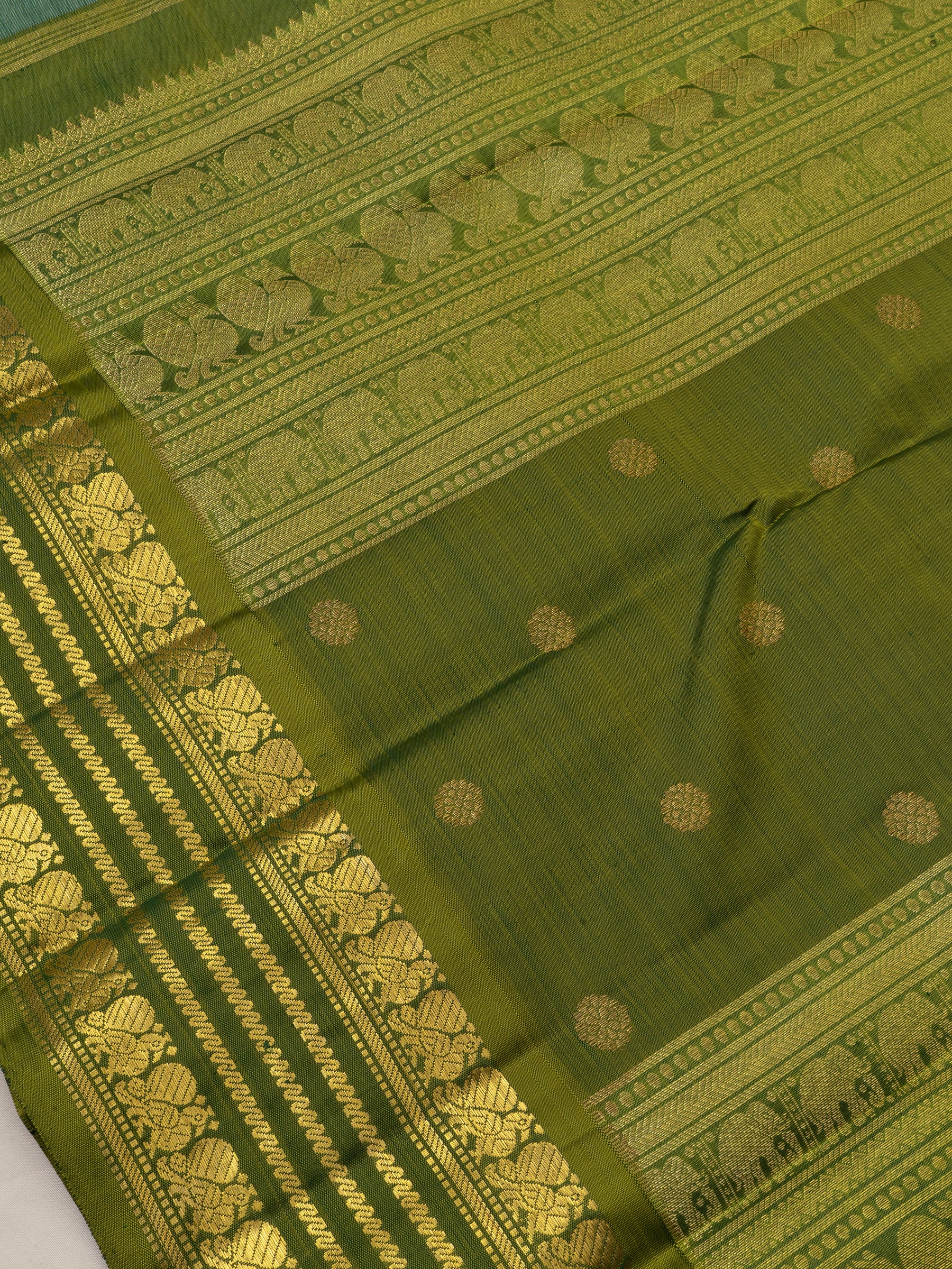 Unusual korvai - pastel blue  and green / Kanjipuram Saree CLSA6325