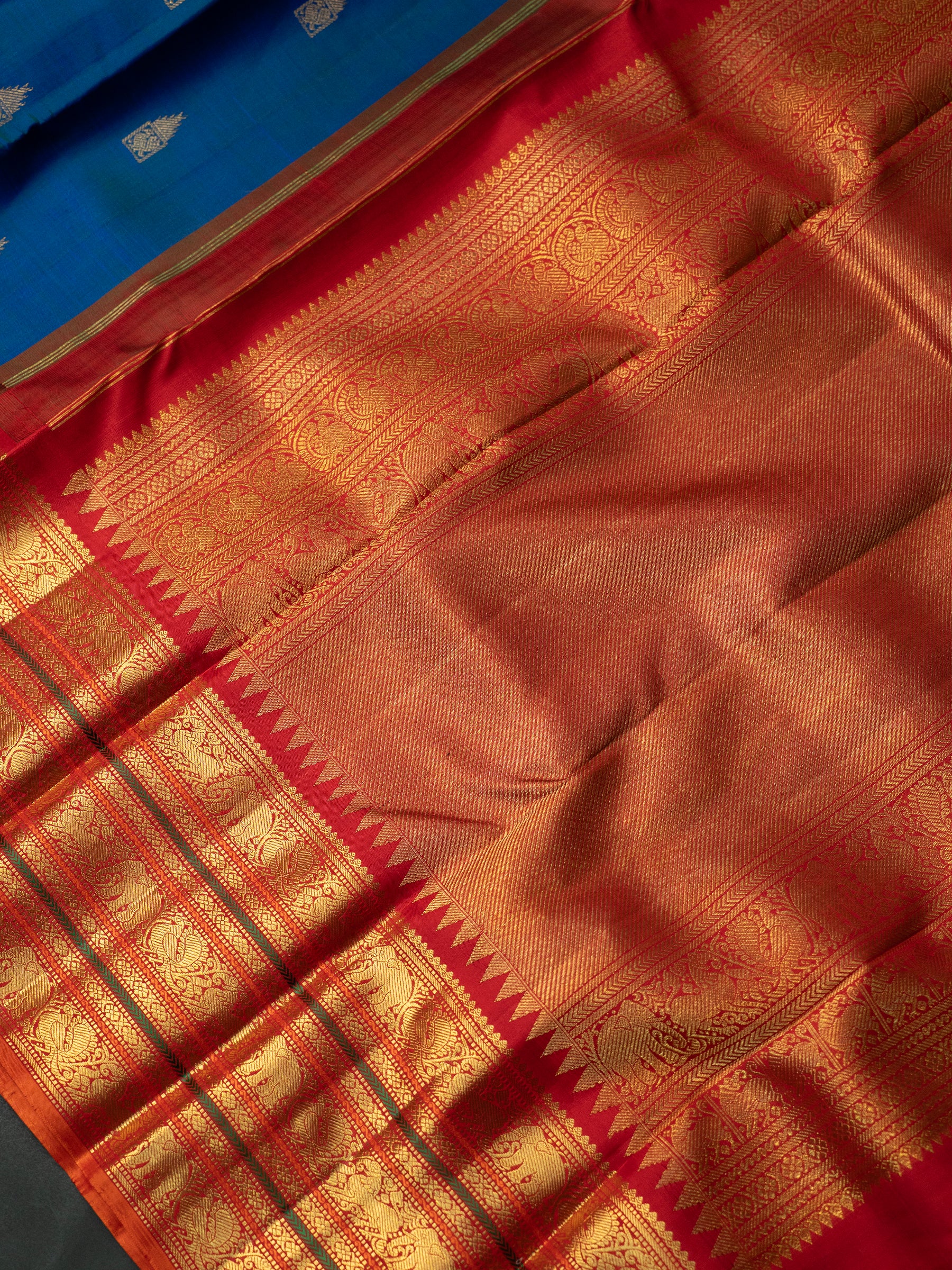 Mayilkazhuthu body and varisapet border Korvai / Kanjipuram Silk Saree CLSA