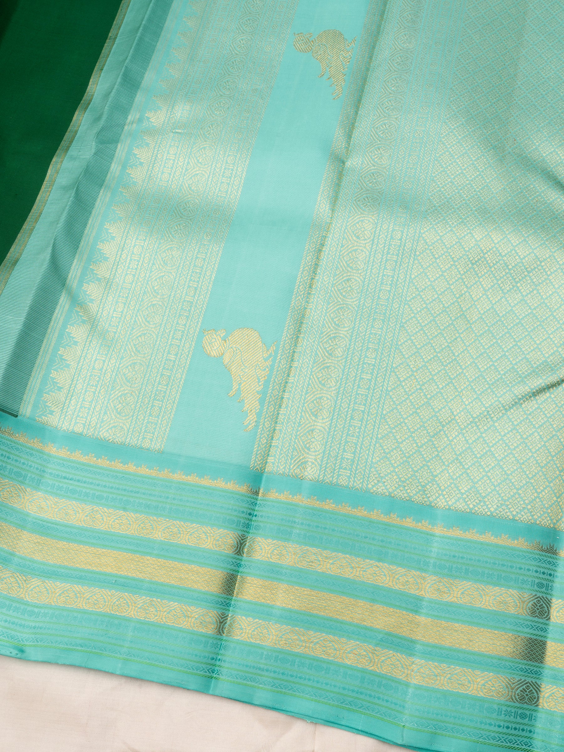 Green and turquoise blue komatha butta / Arani silk CL9088