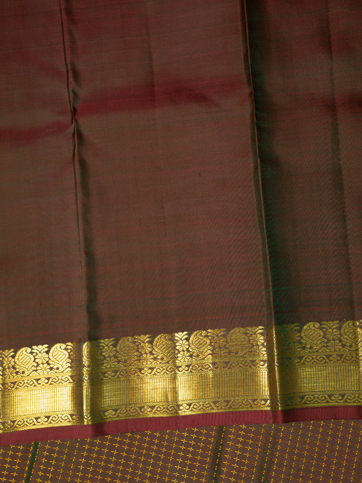 Plus Butta 2g Zari Kanjipuram Silk Saree CLSA9128
