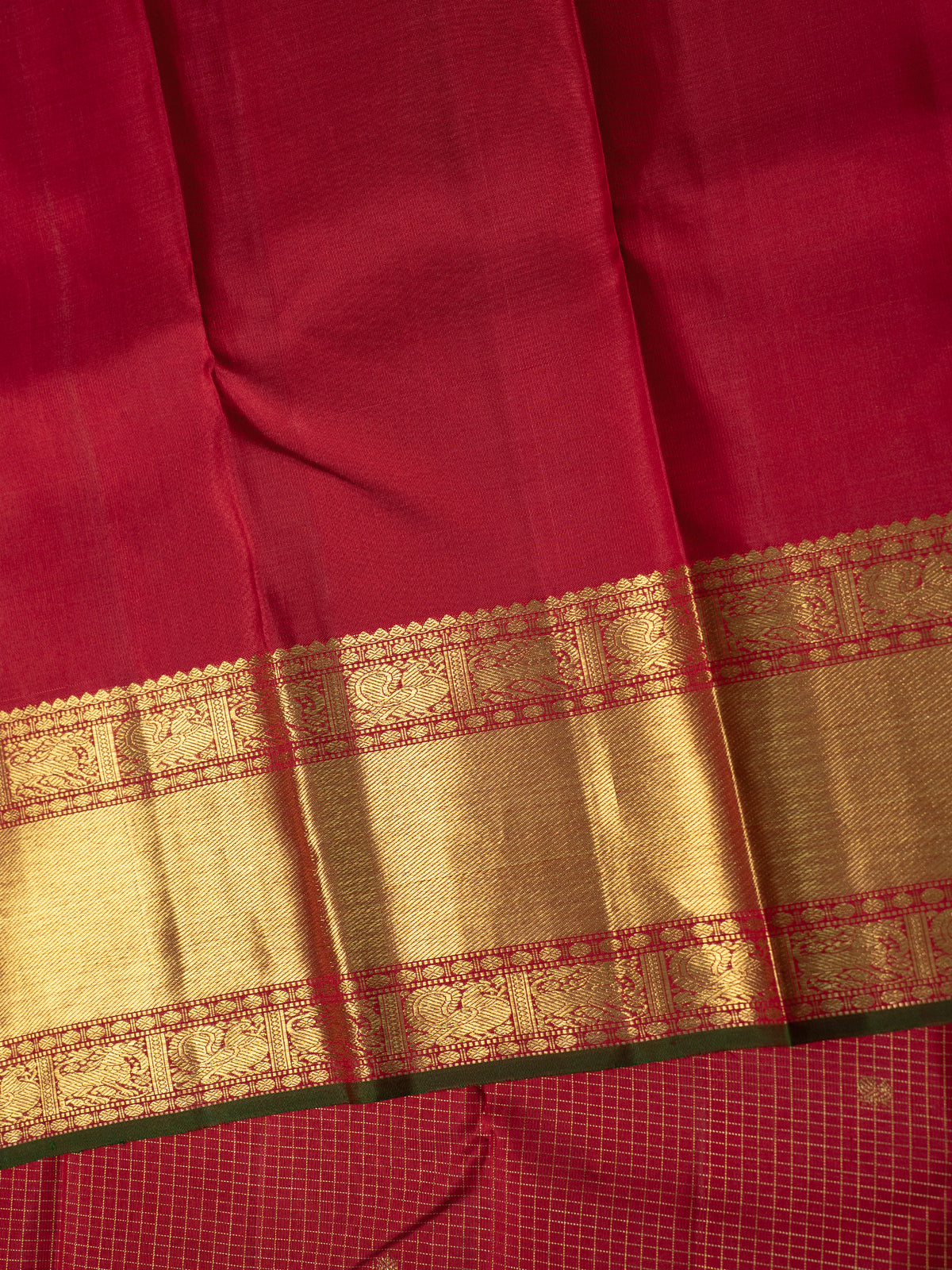 Red Zari checks and butta/Kanjipuram Silk Saree CLSA9185