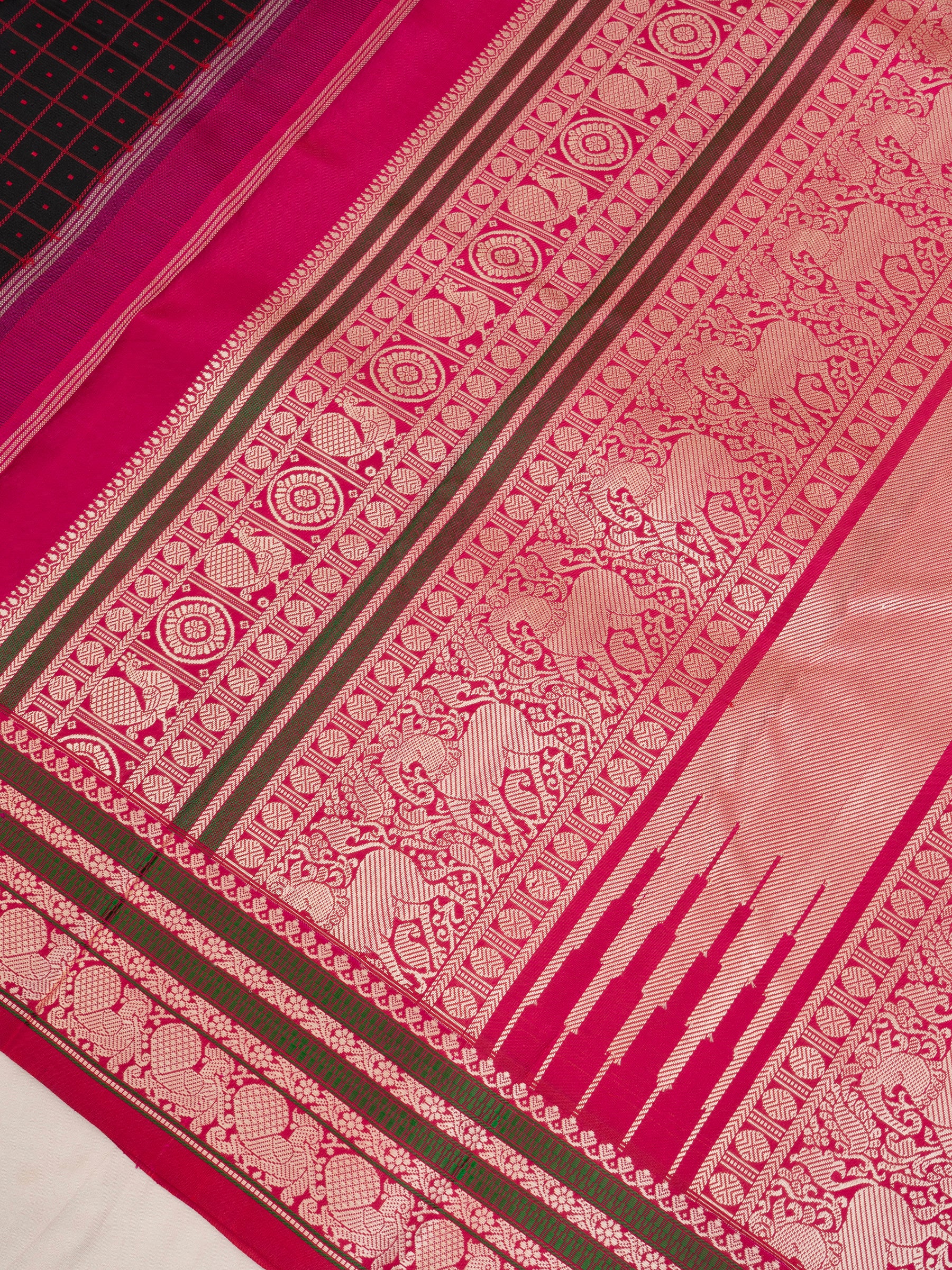 Black and pink kattam / Special Edition Silk CLSA9846