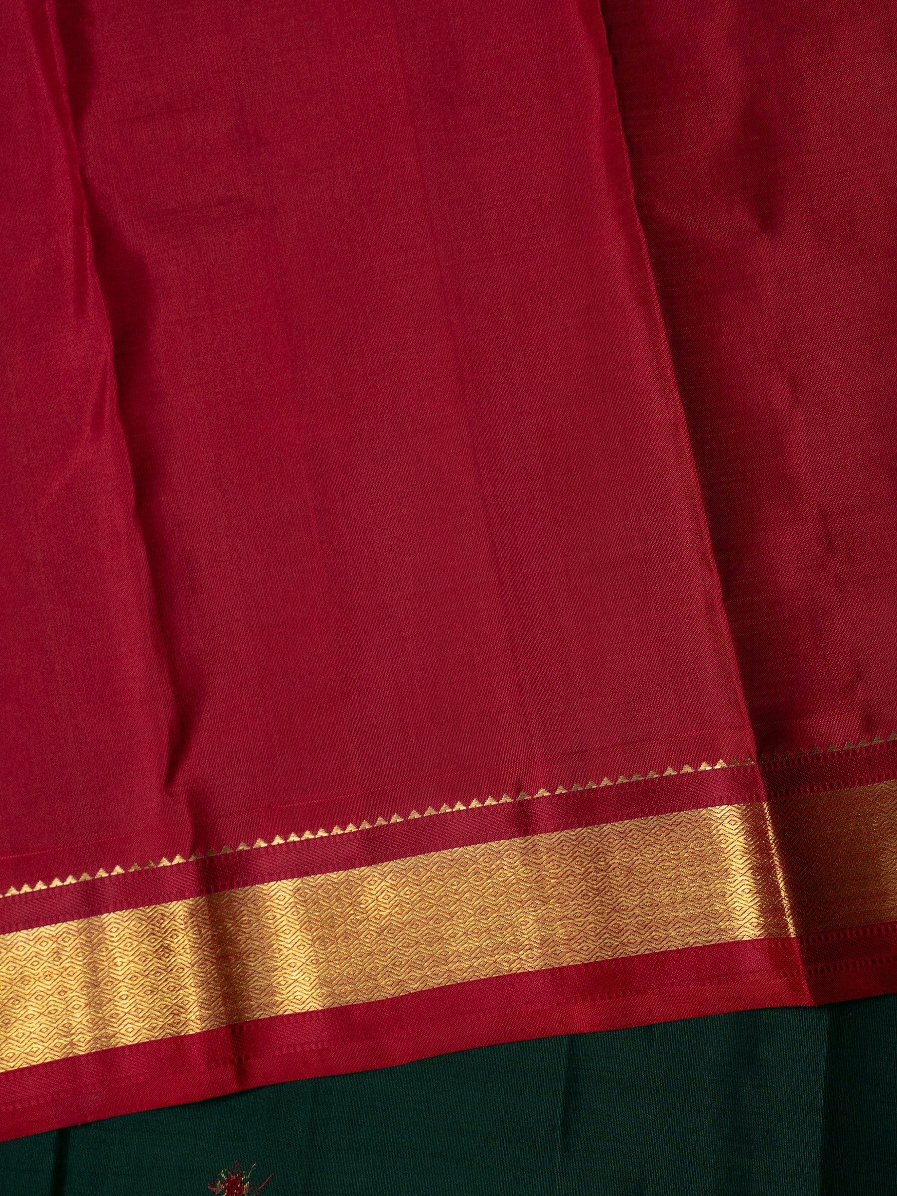 Dark green Meena Butta Korvai Kanjipuram Silk Saree CLSA9986