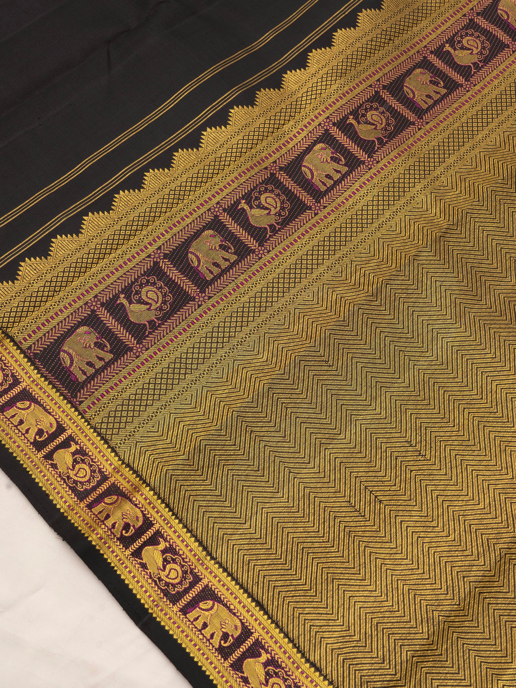 Black meenakari body butta / Arani Silk Saree CLSA9011