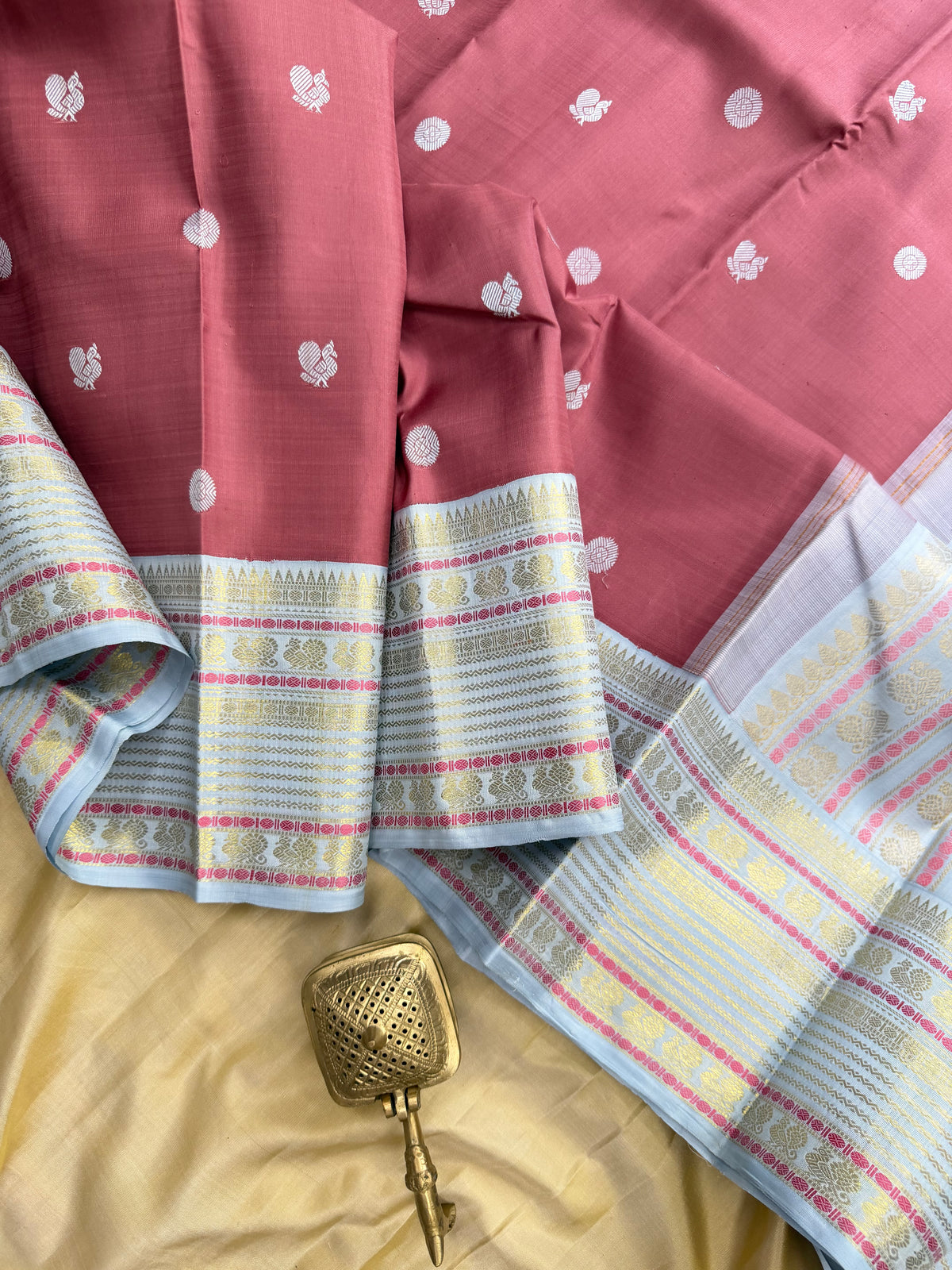Mauve with blue Kai Korvai   / Arani silk
