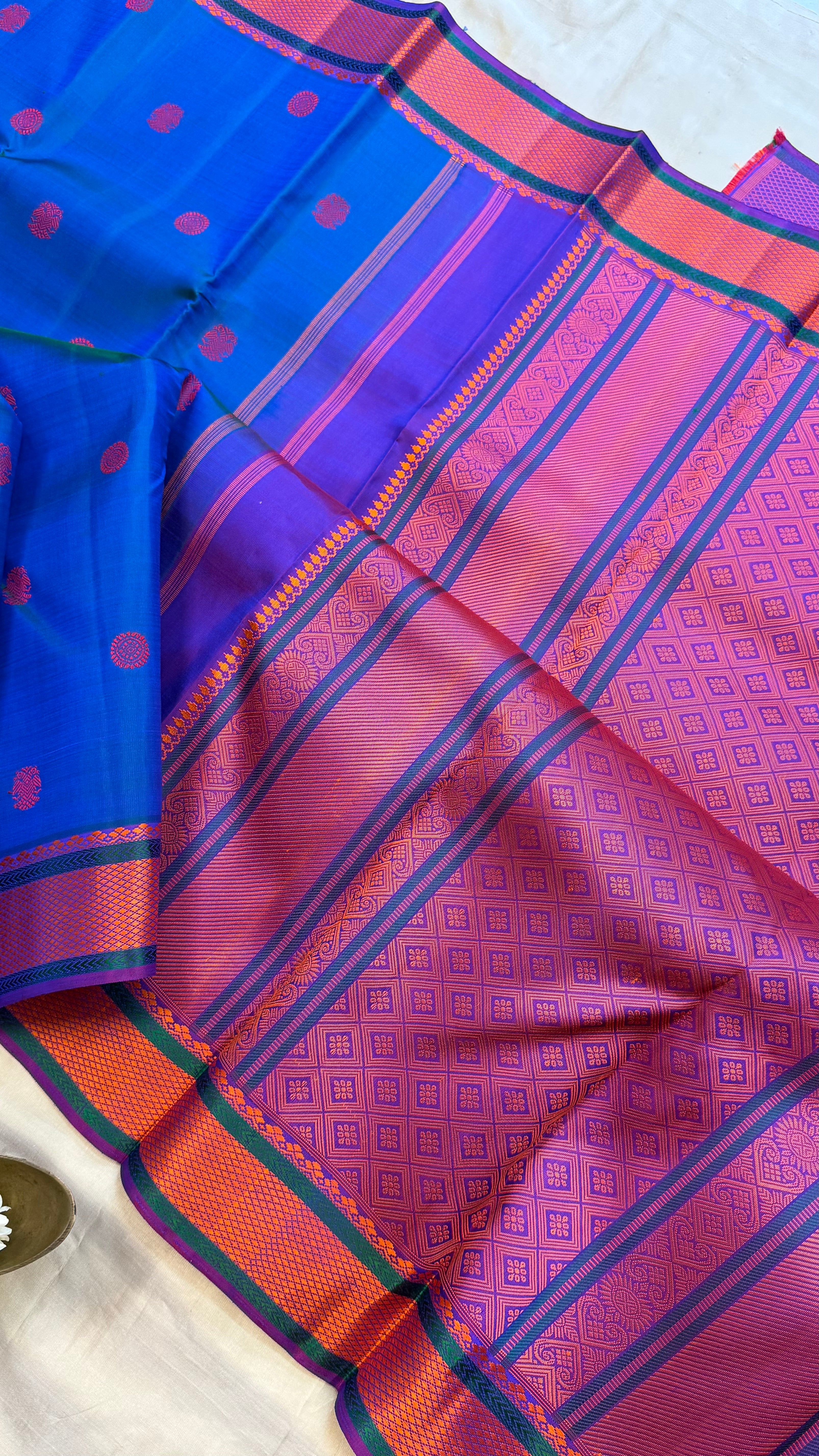 Mayilkzhuthu colour thread work  / Kanjipuram silk sarees
