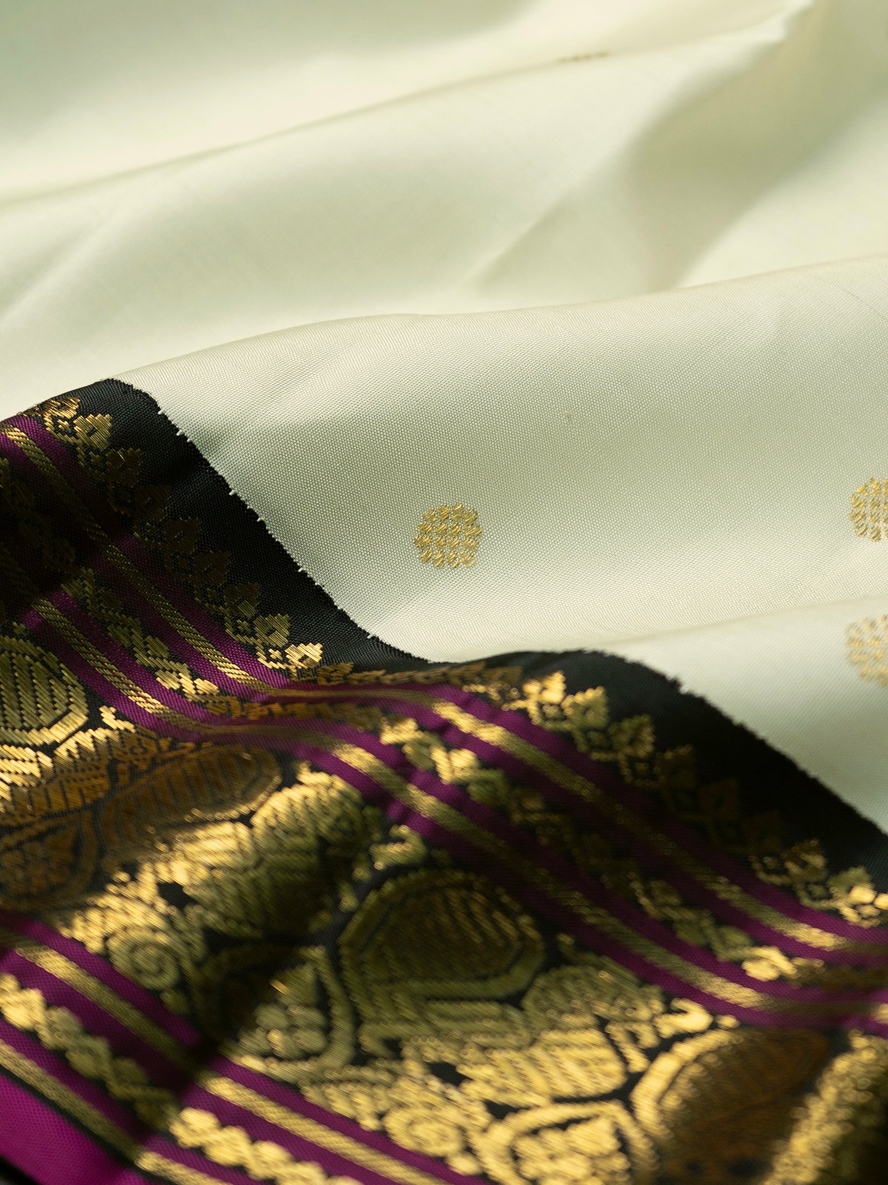 Off white adai Kai Korvai Kanjipuram Silk Saree CLSA10020