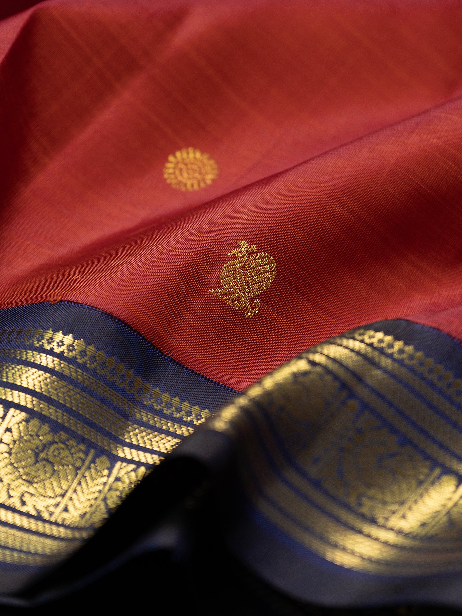 Rust Korvai dark blue border Kanjipuram Saree CLSA10046