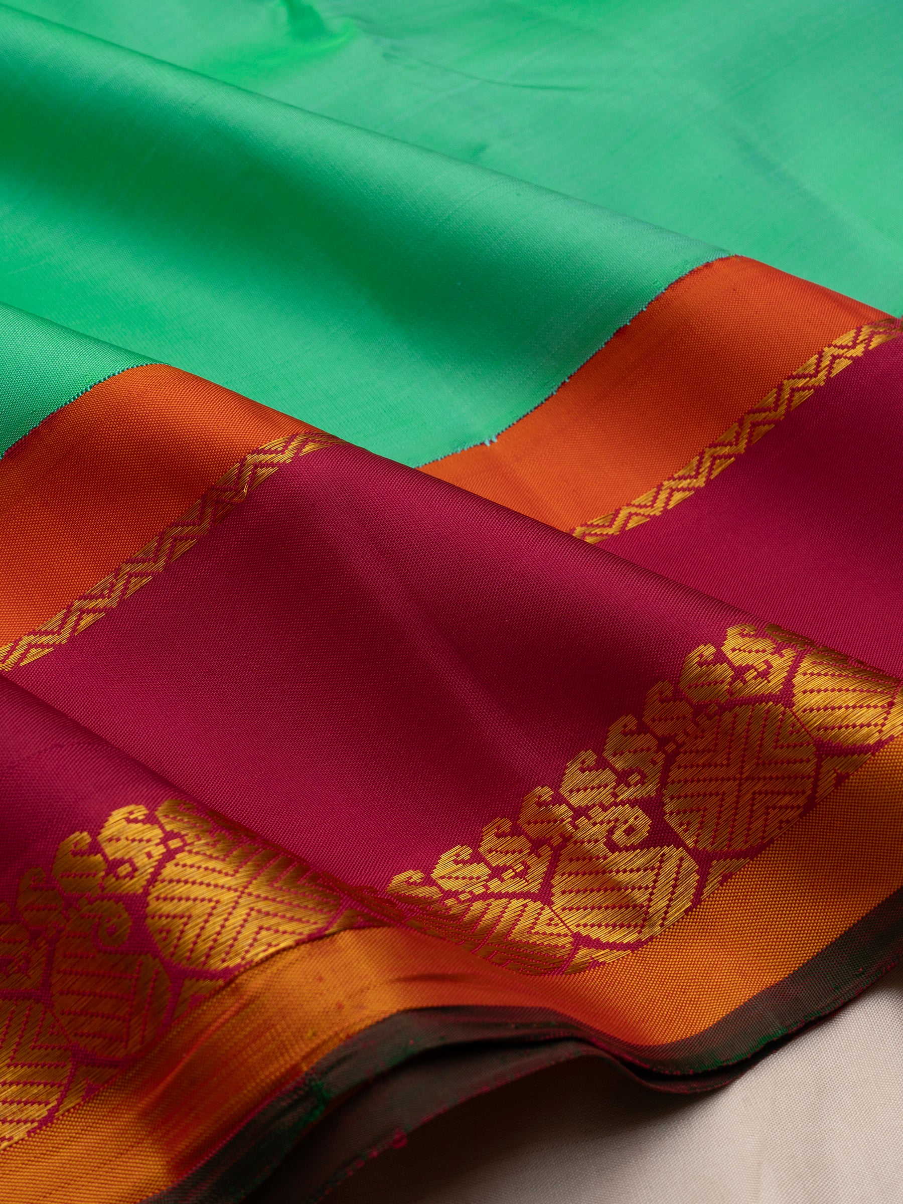Bright green and araku unique border / Arani Silk CLSA10063