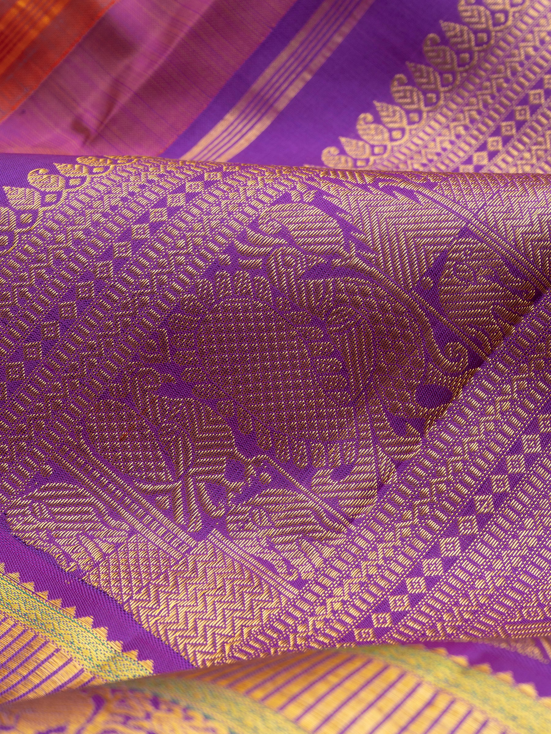 Green and purple evening and morning border / Arani Silk Saree CLSA10168