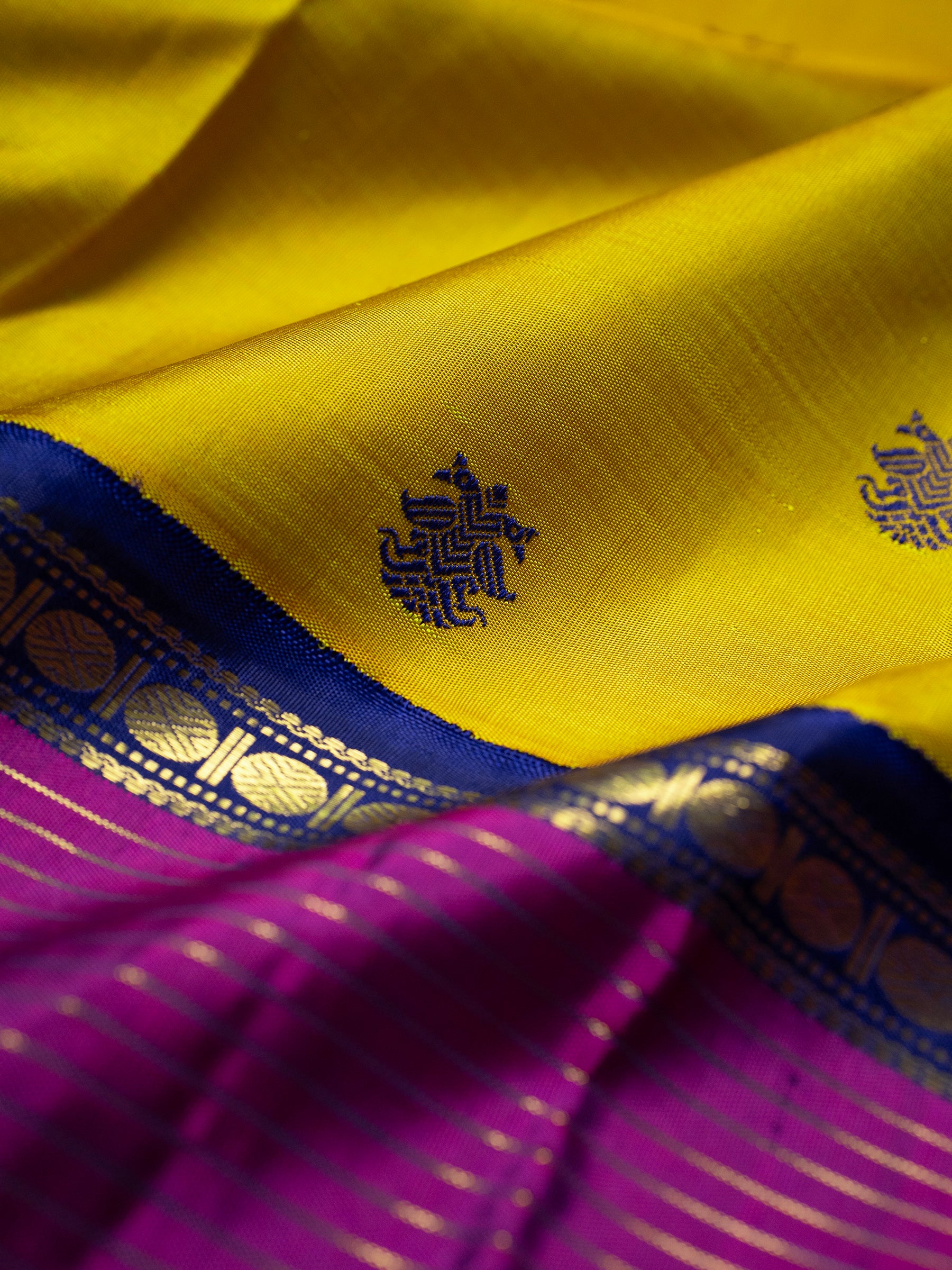 Sampanga Yellow varisapet Korvai Kanjipuram Silk Saree CLSA10381