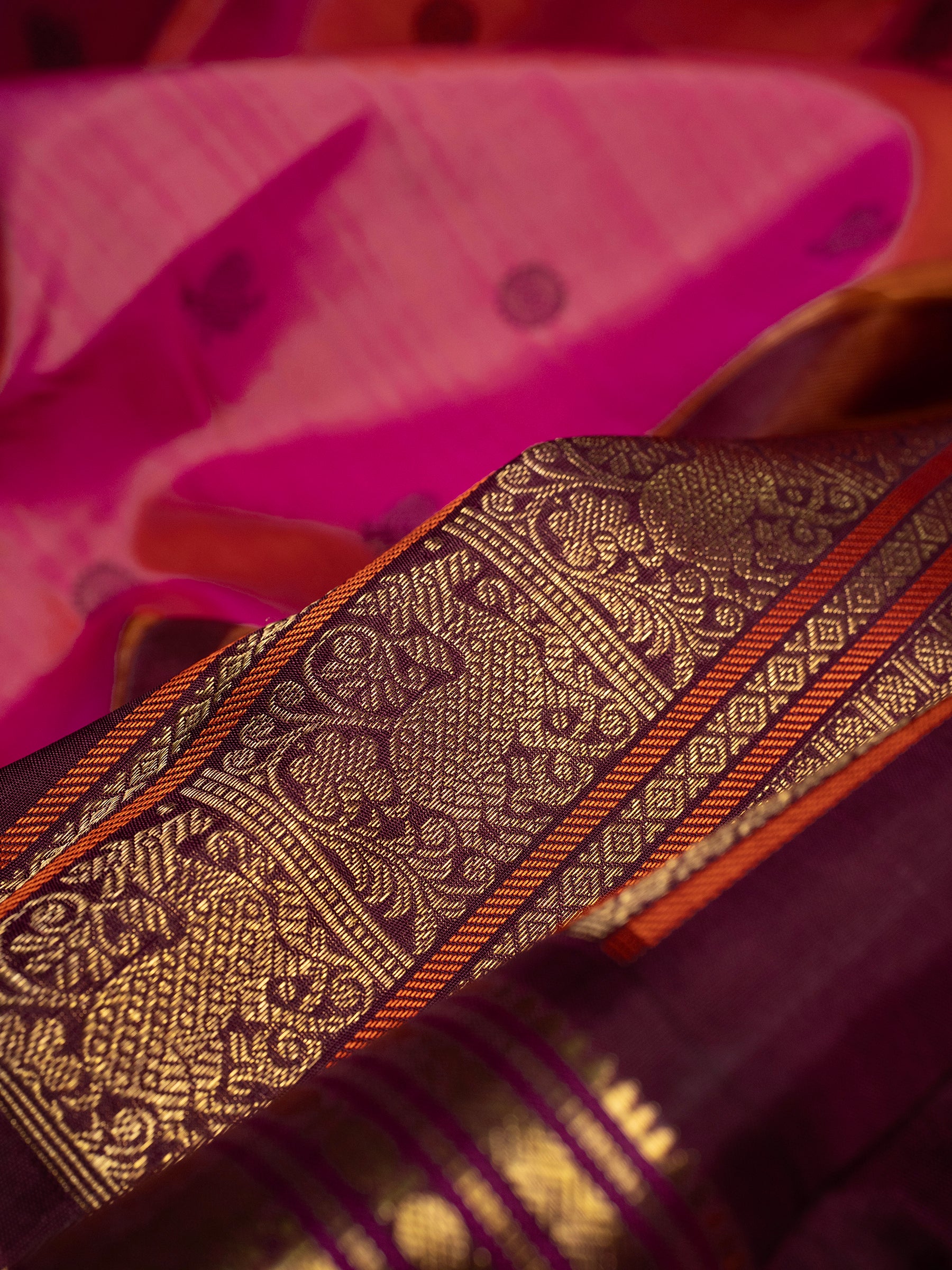 Peach with brown Korvai  / Kanjipuram Silk Saree CLSA10584