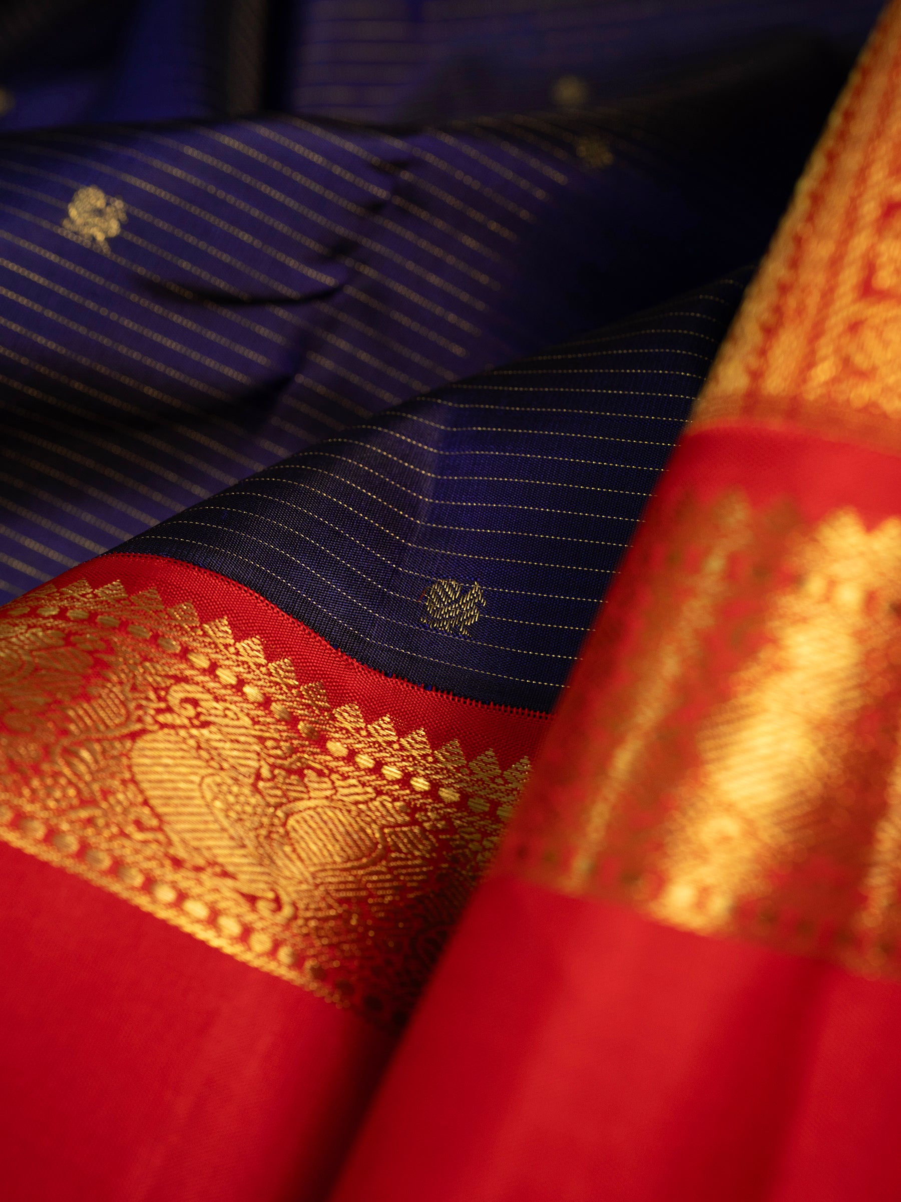 Royal blue oosi korvai Kanjipuram Silk Saree CLSA10644