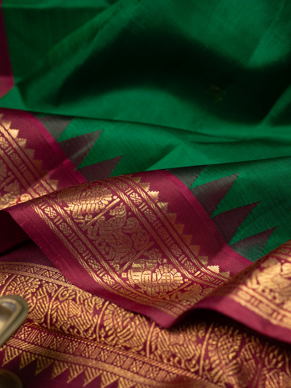 Green and Araku Korvai /Kanjipuram Silk Saree CLSA10848