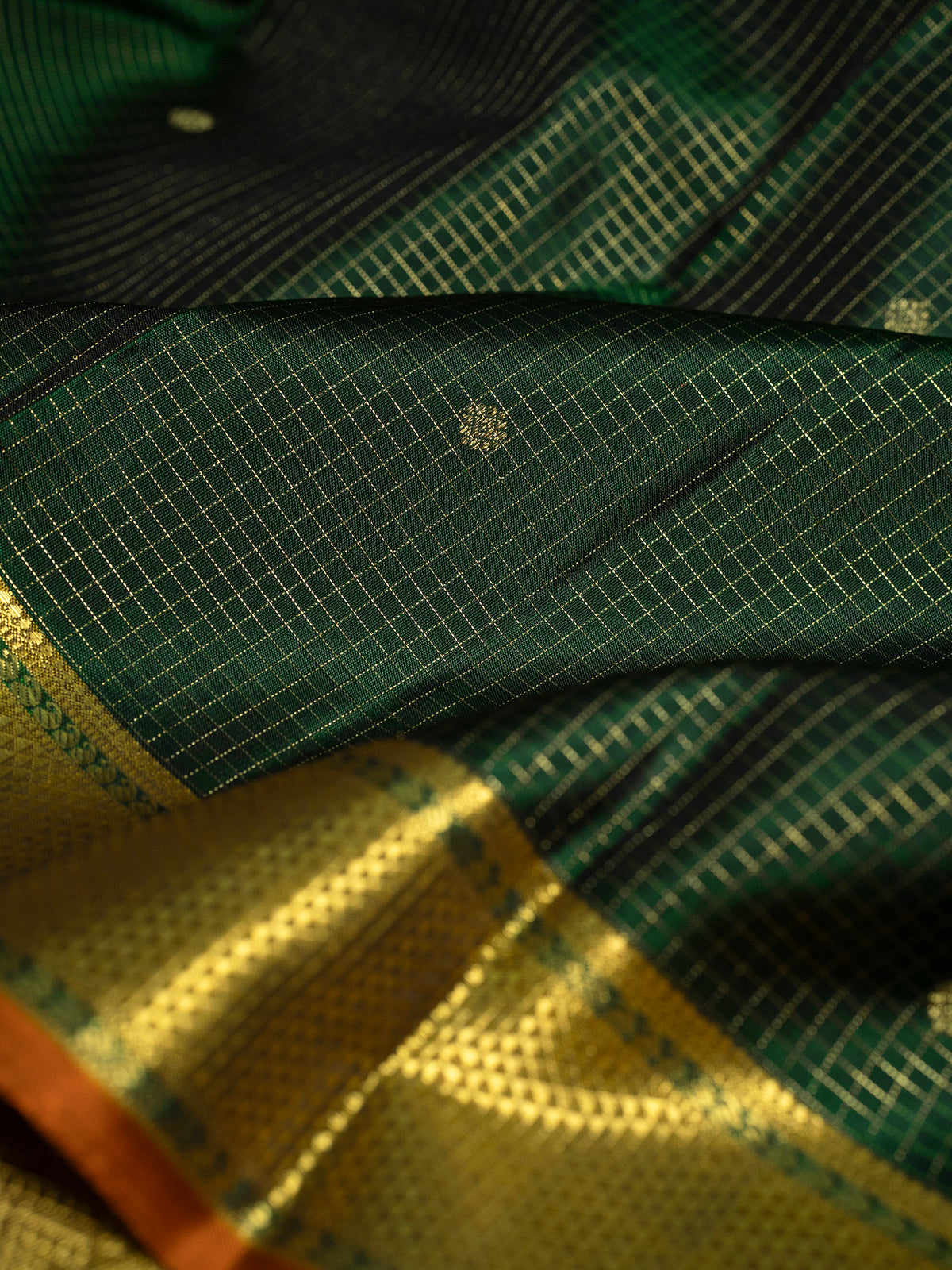 Green Zari checks with butta/Kanjipuram Silk Saree CLSA11609