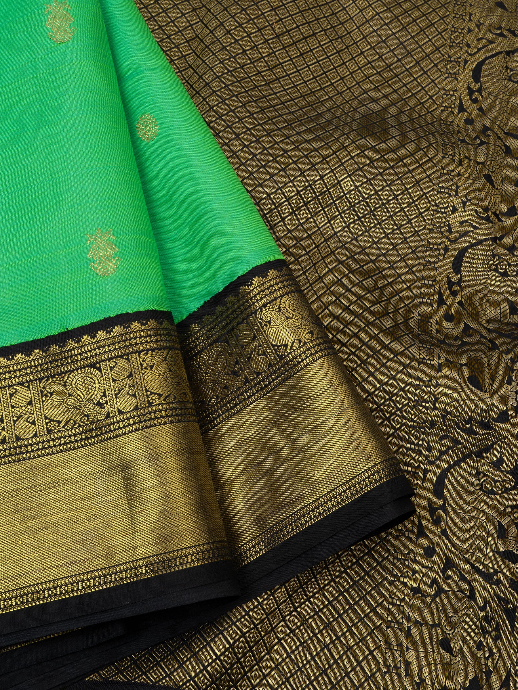 Rexona green and black kai korvai/ Kanjipuram silk Saree CLSA243
