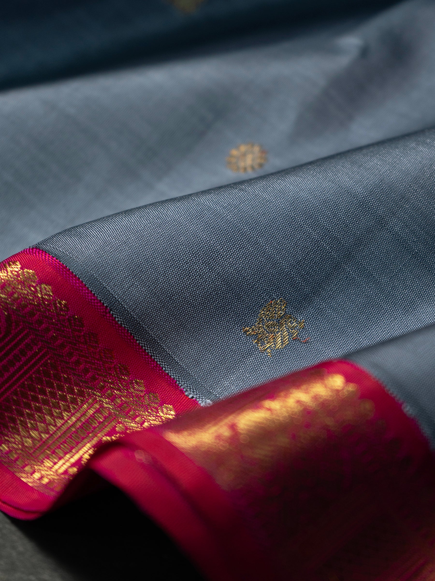 Grey and pink kai korvai small border/ Kanjipuram Saree CLSA3179