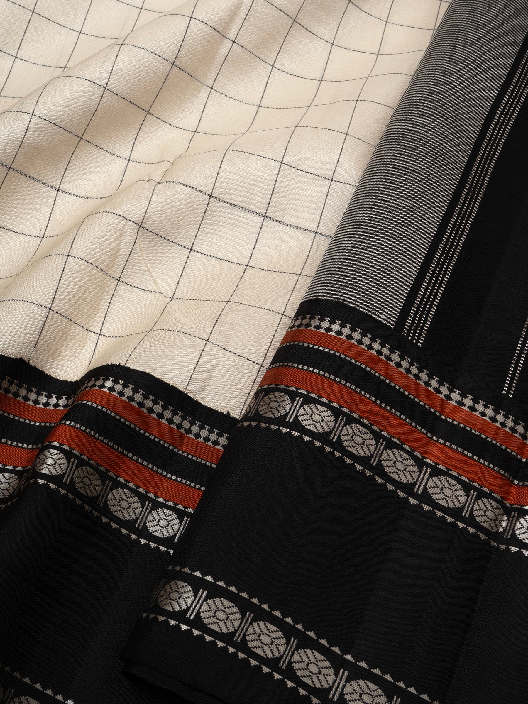 Offwhite kattam ganga jamuna border/special edition kanjipuram silk CLSA4247