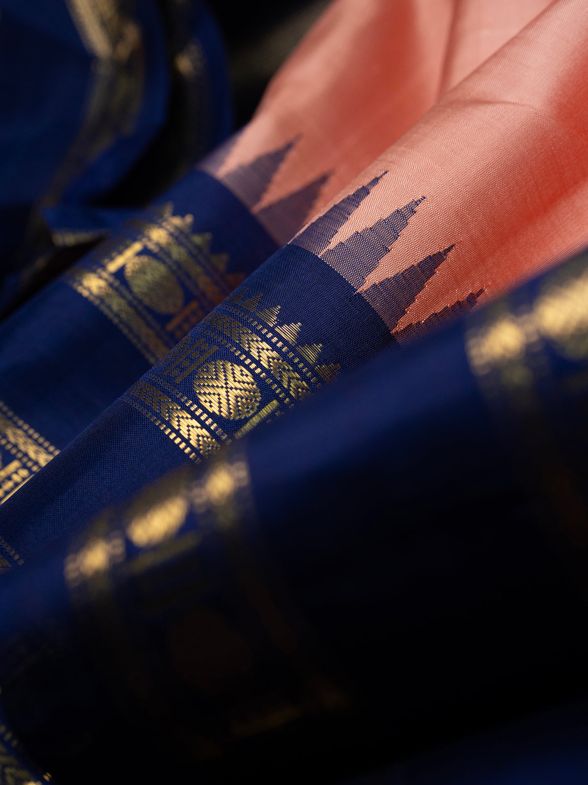 Unusual pastel /Kanjipuram Silk Saree CLSA4493