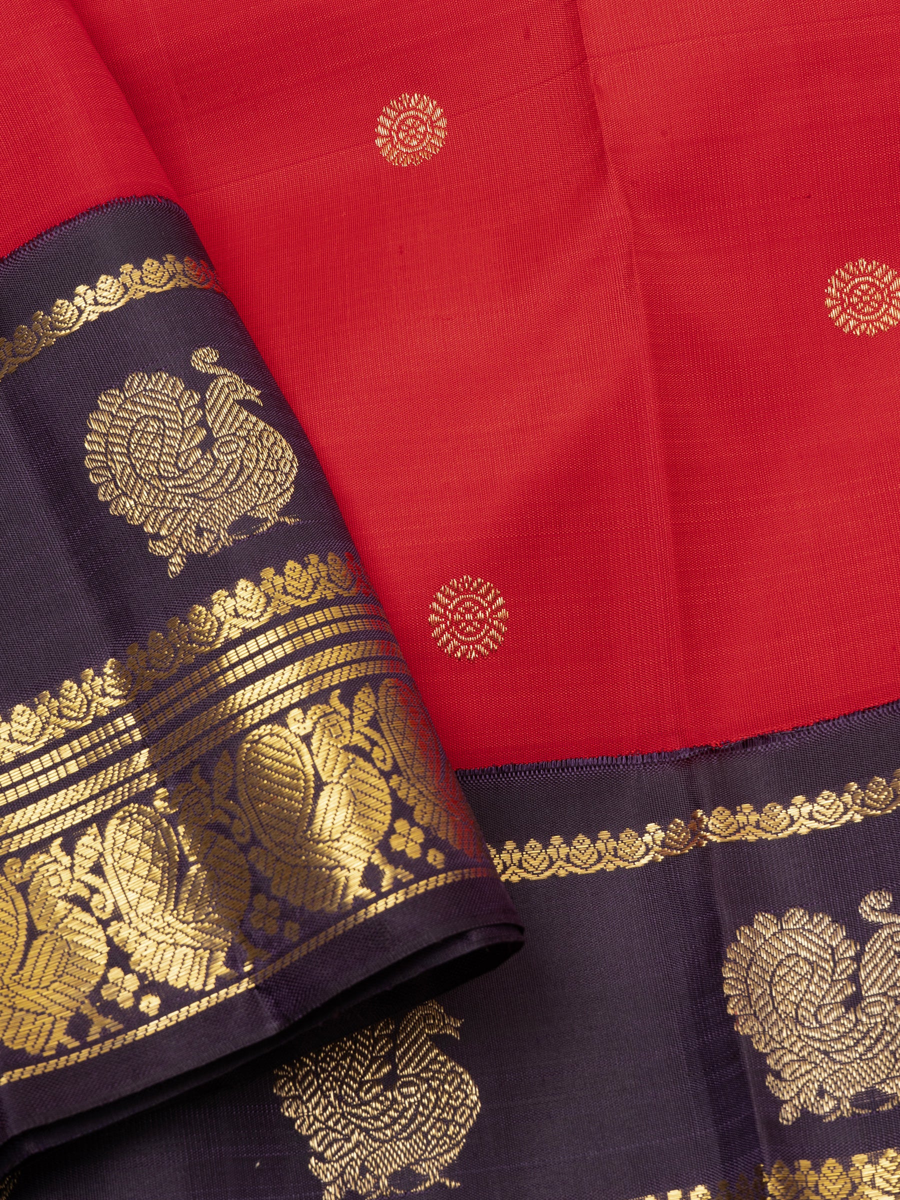 Red and paaku with bettu butta kai korvai / kanjipuram Silk Saree CLSA4857