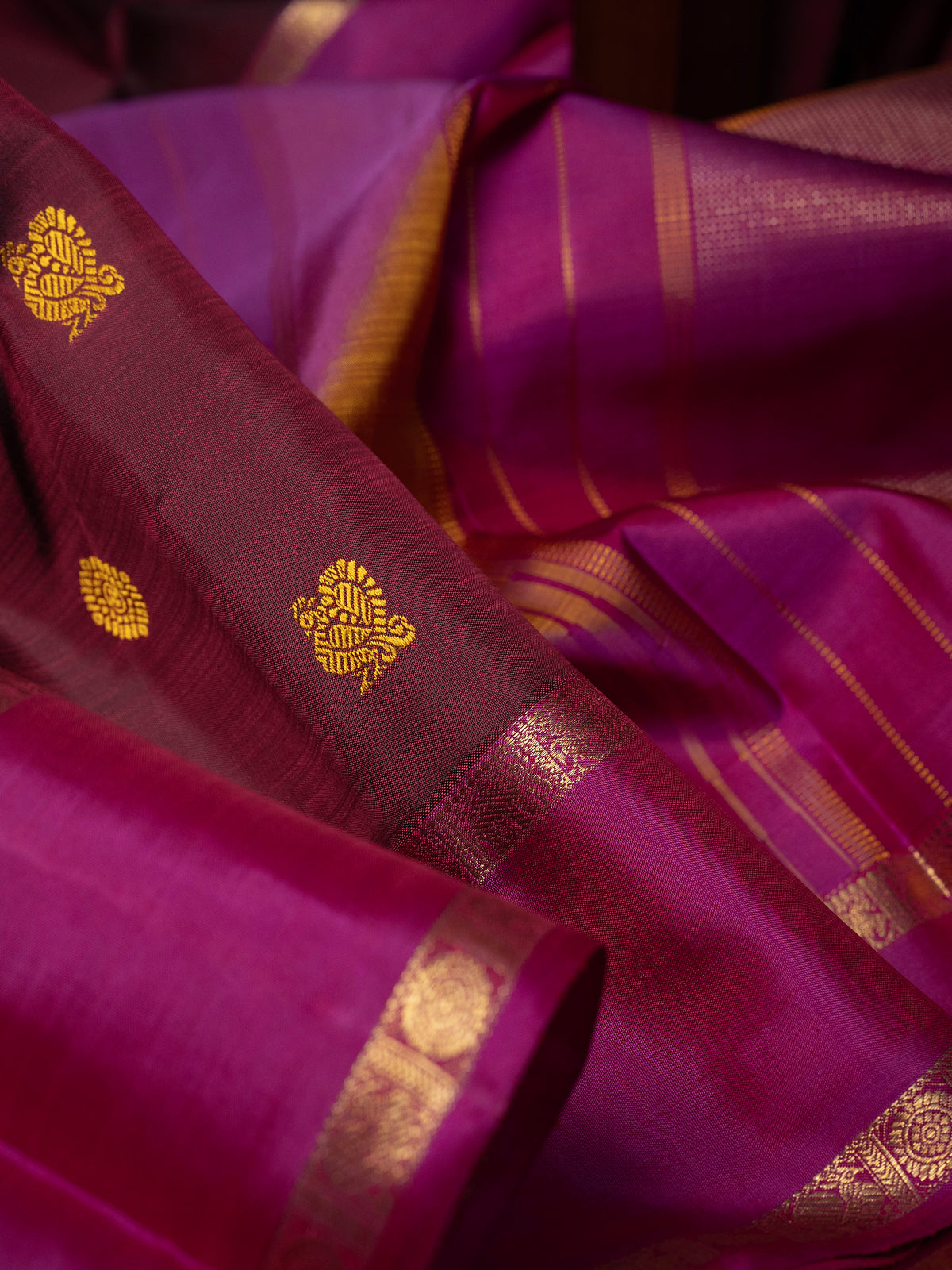 Paaku Annam chakram Butta Kanjipuram Silk Saree CLSA5569