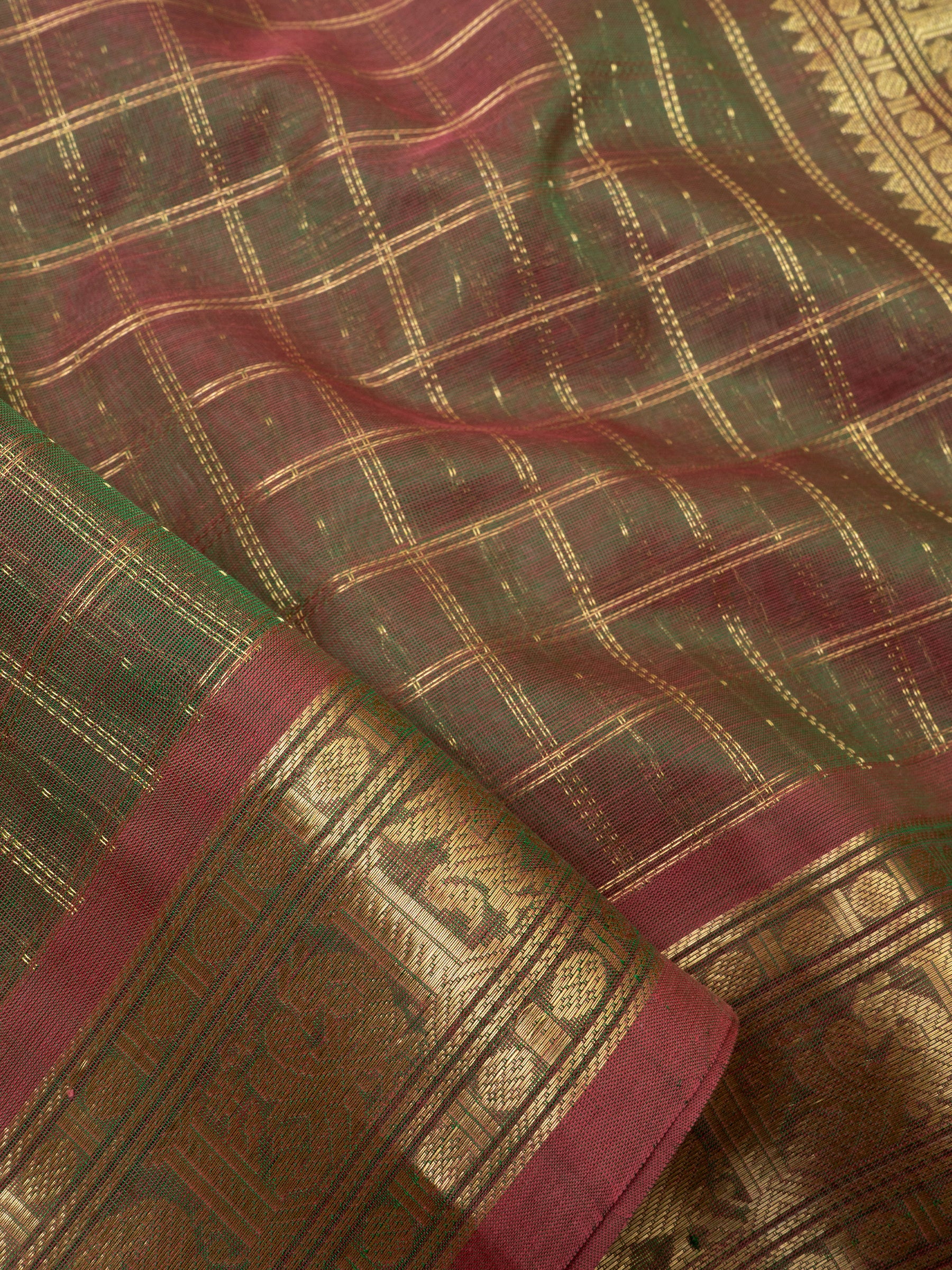Maanthulir kattam / Silk Cotton Saree CLSA5978