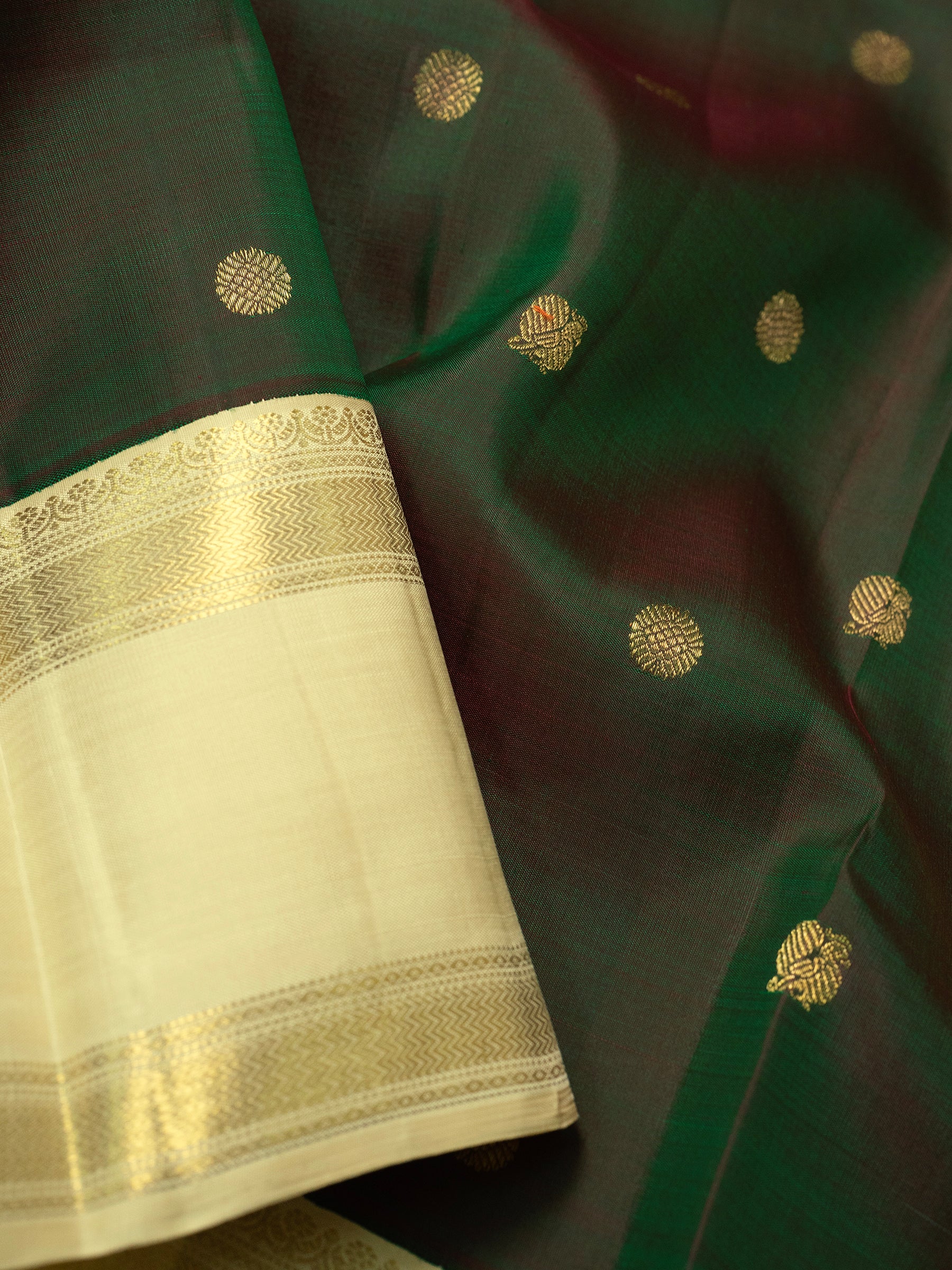 Manthulir colour korvai / Kanjipuram Silk Saree CLSA610