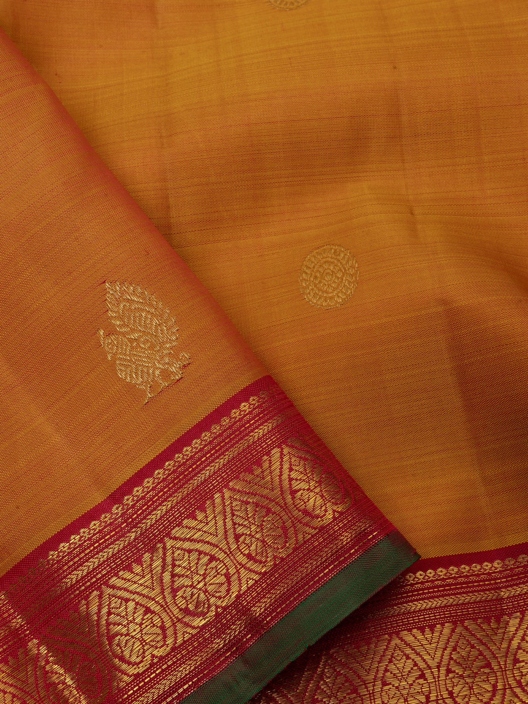 Simha and red small border/ Kanjivaram Silk Saree CLSA6368