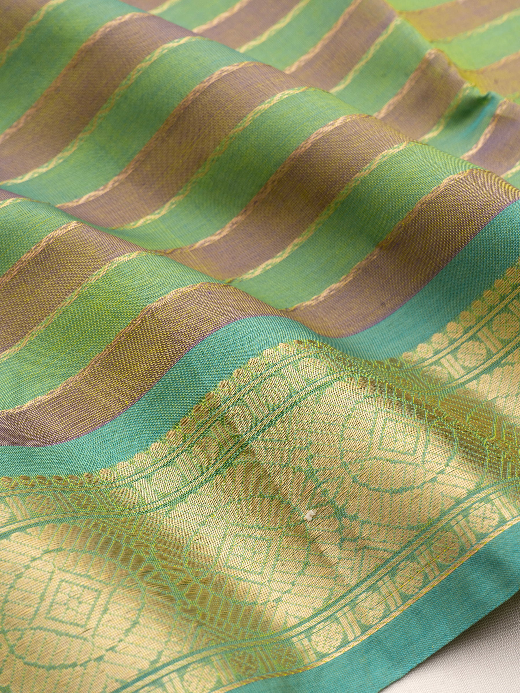 Pastel vintage veldhari/ Silk Cotton Saree CLSA8652