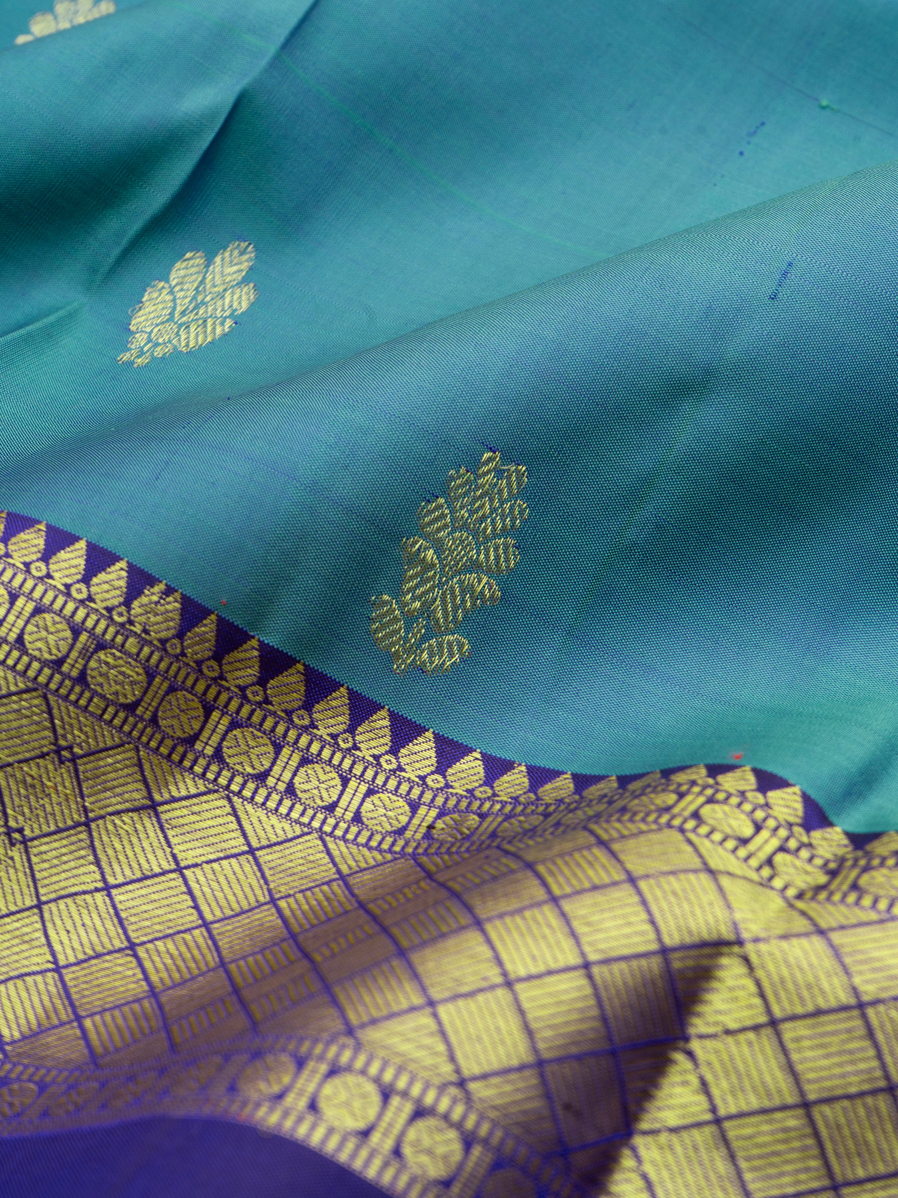 Teal blue and dark blue / Arani Silk Saree CLSA8494