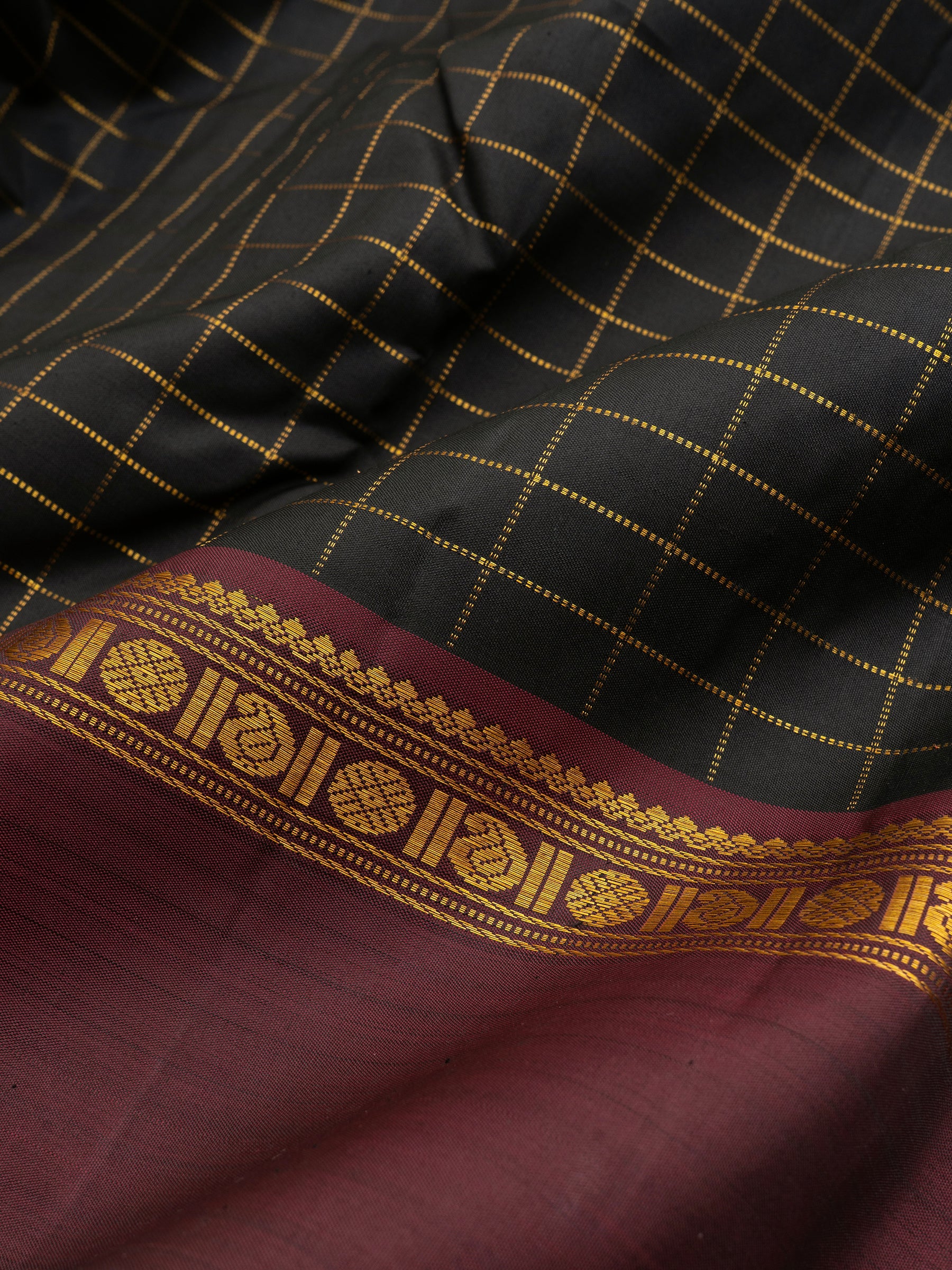 Black kattam ganga jamuna border/ Arani Silk Saree CLSA8546