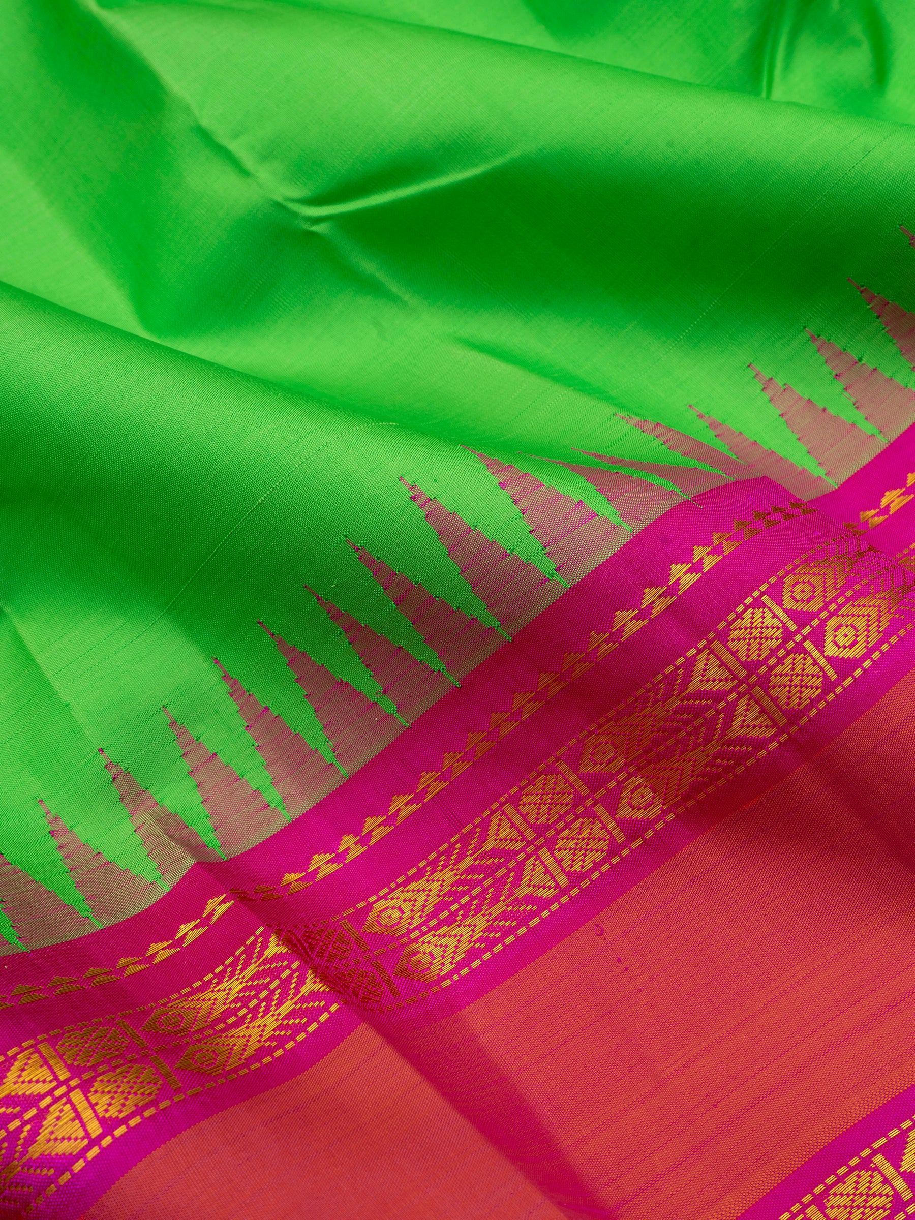 Green and orange/pink korvai / Arani Silk Saree CLSA9048