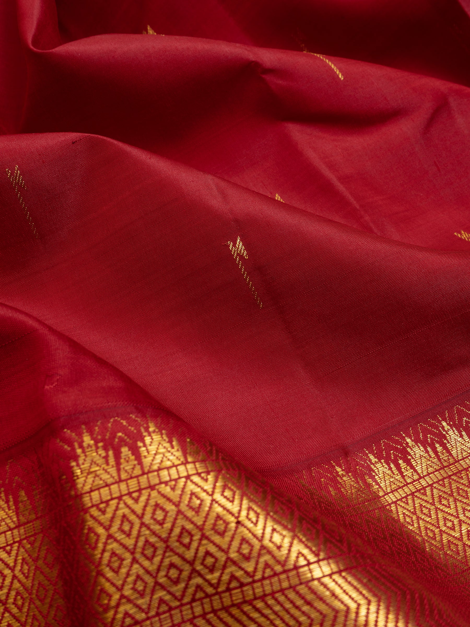 Red vanasingaram pallu / Arani Silk CL9943