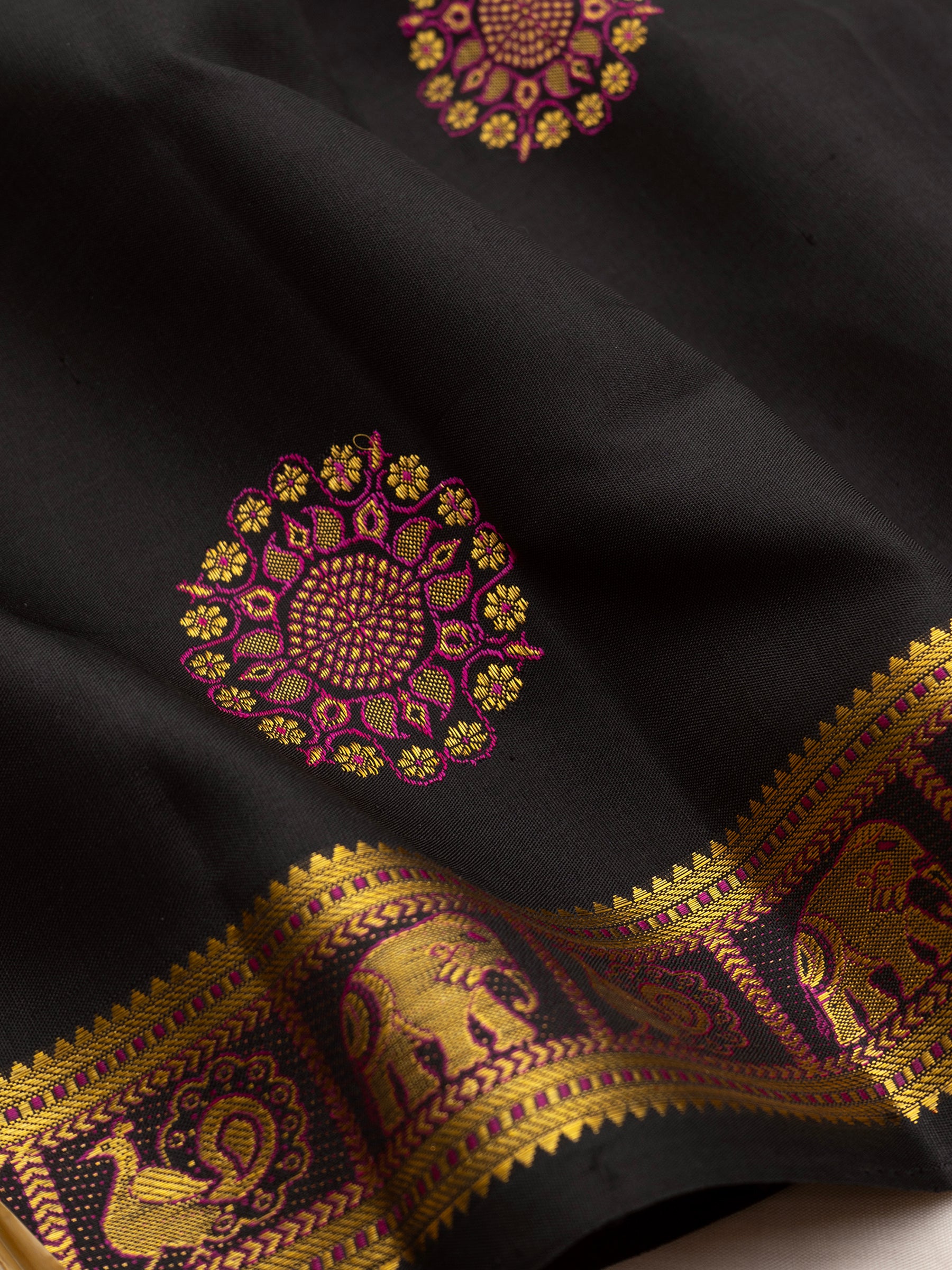 Black meenakari body butta / Arani Silk Saree CLSA9011
