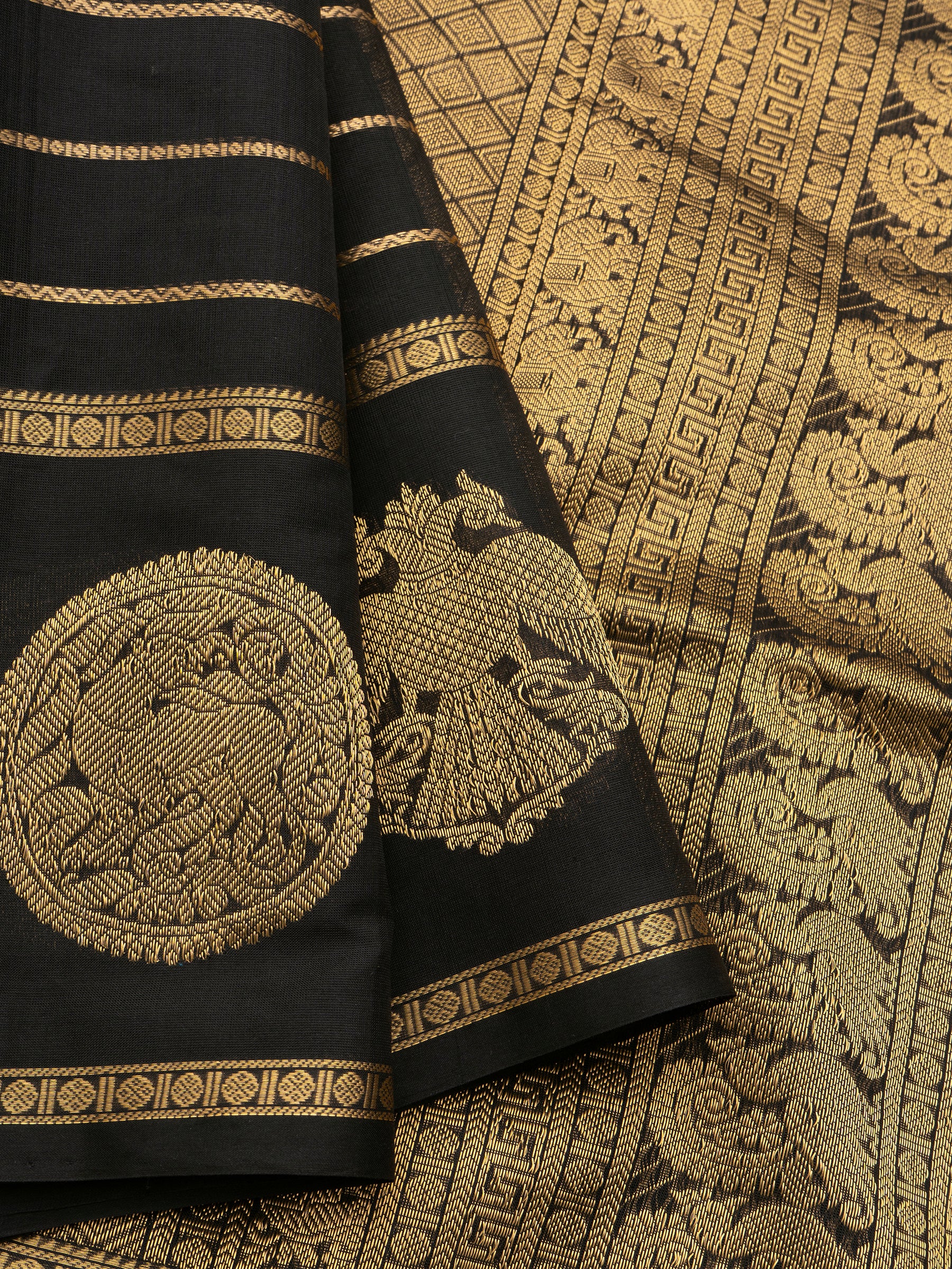 Black veldhari border butta Silk Cotton Saree