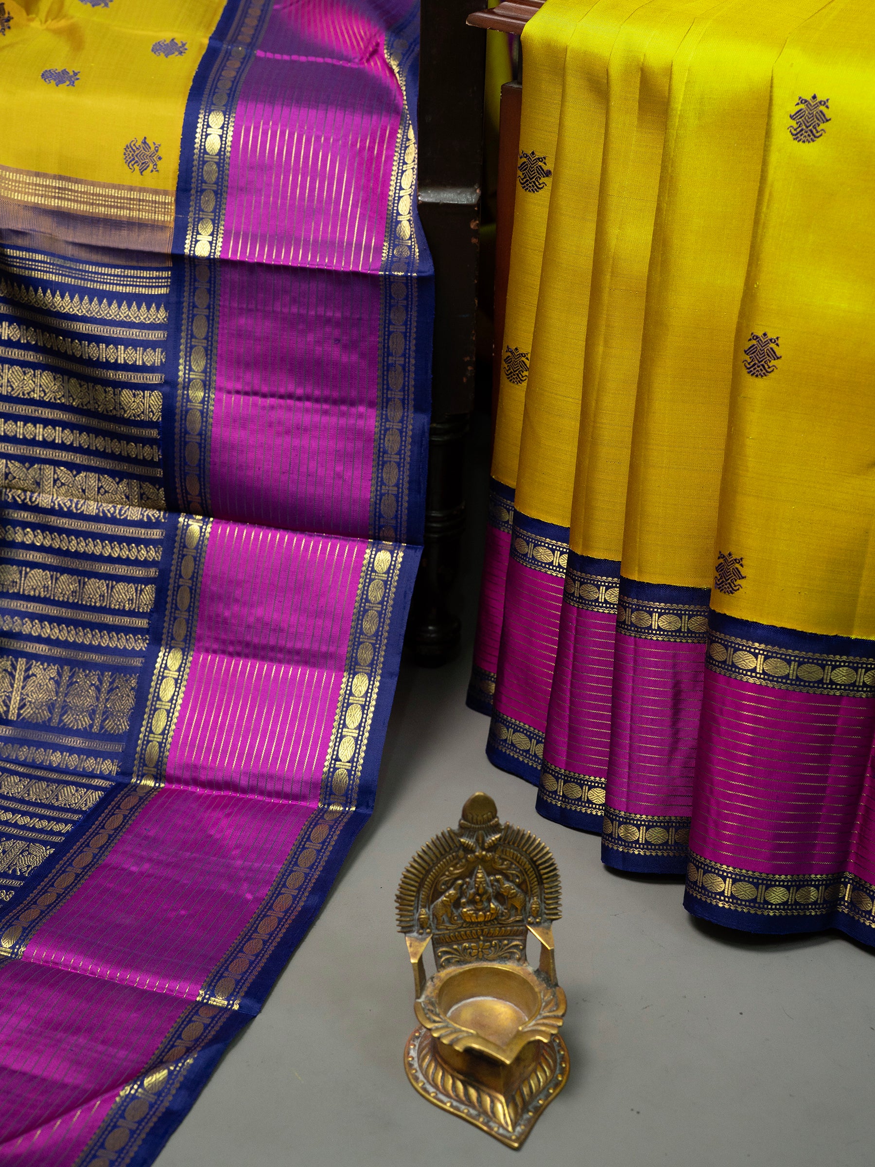 Sampanga Yellow varisapet Korvai Kanjipuram Silk Saree CLSA10381
