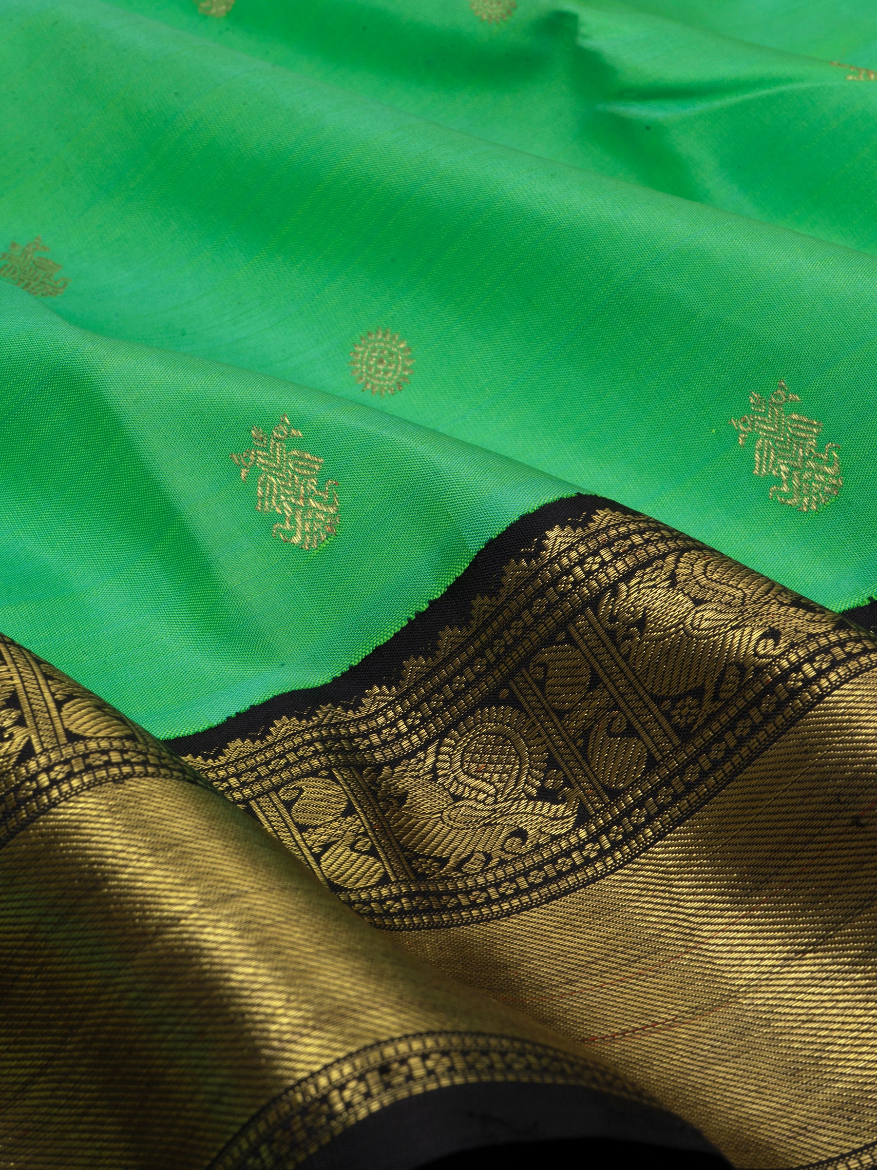 Rexona green and black kai korvai/ Kanjipuram silk Saree CLSA243