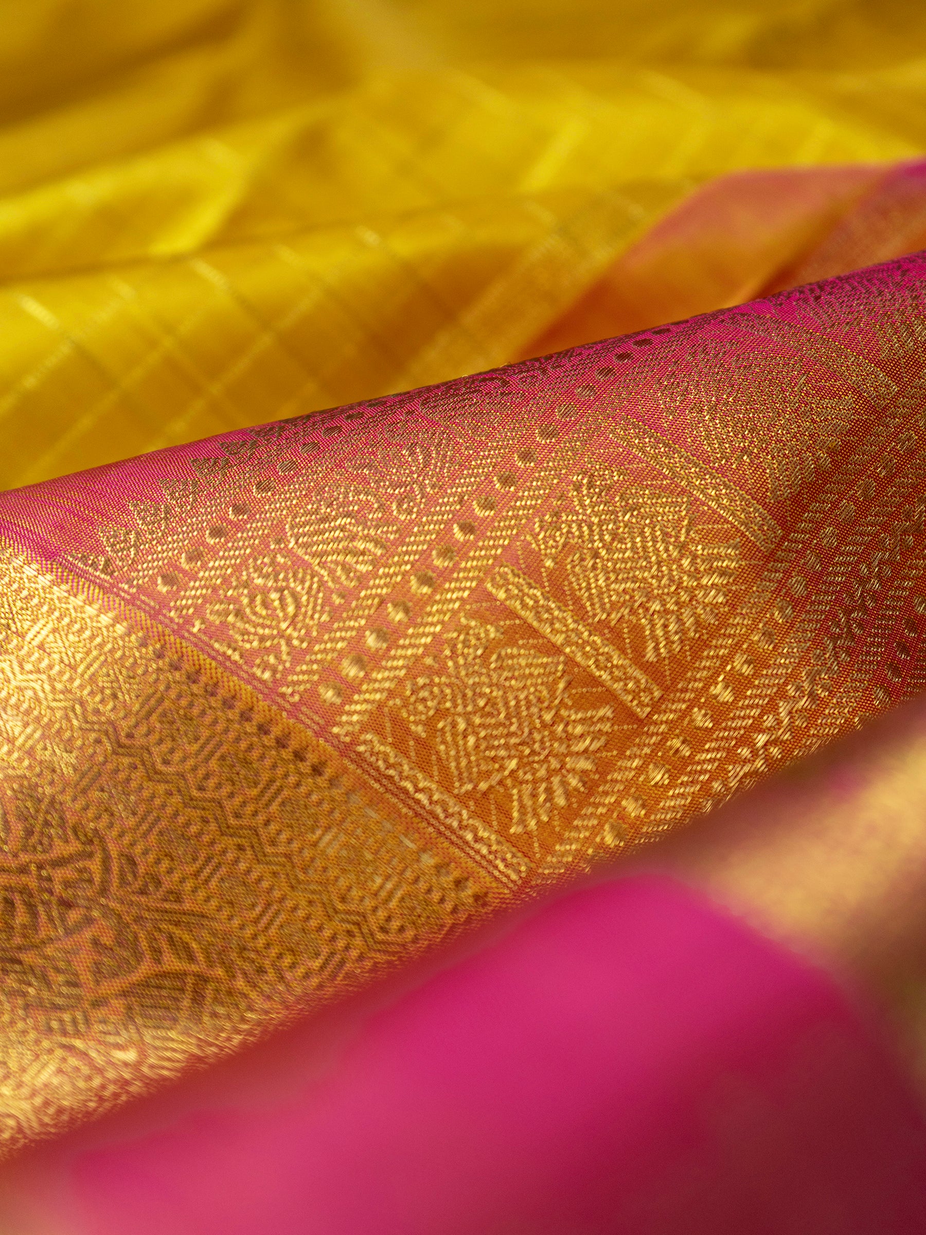 Mustard yellow Zari Kattam  Kanjipuram Silk Saree CLSA8879