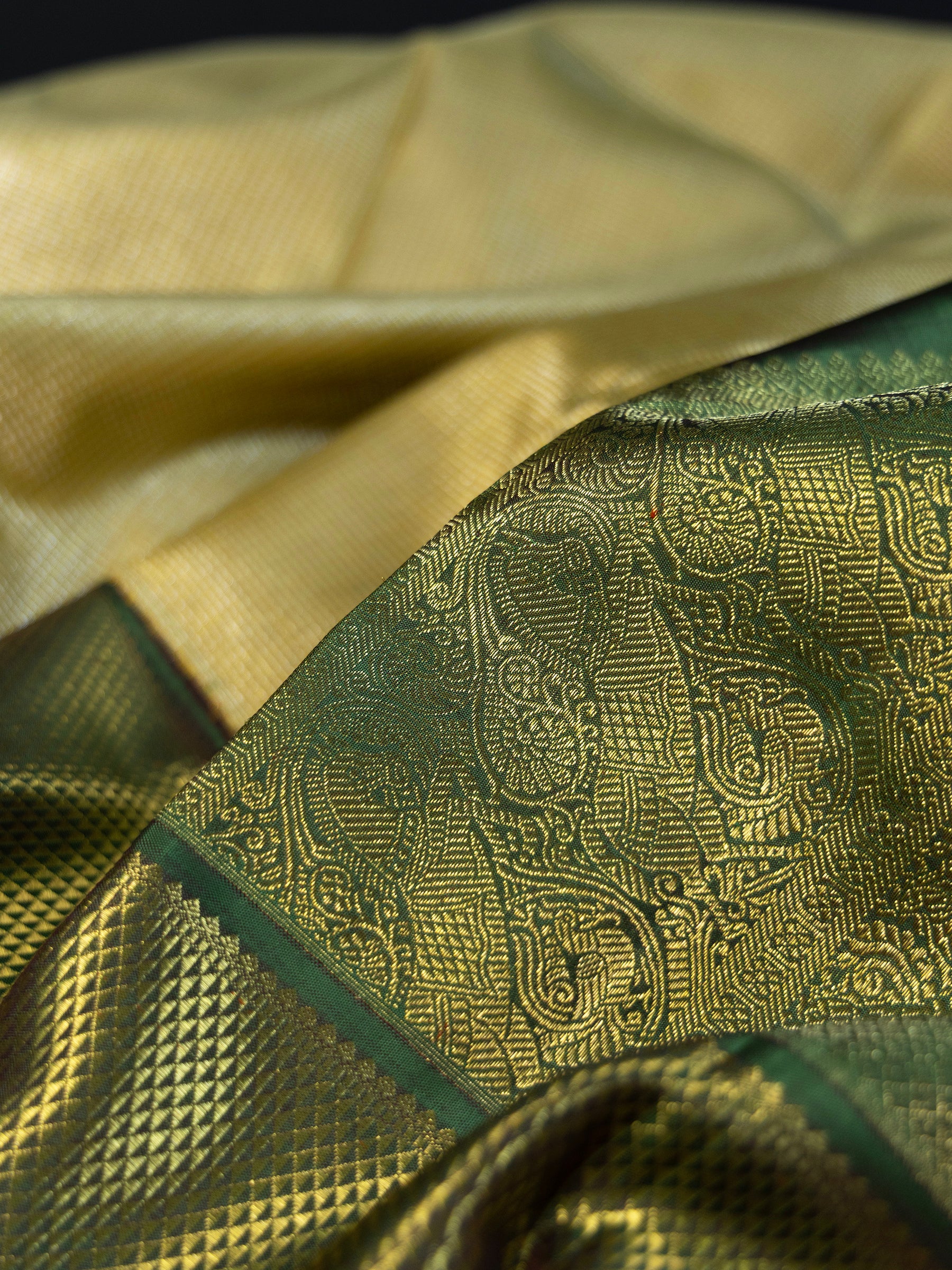 Tissue Oosi brocadade Korvai /Bridal Kanjipuram Silk Saree CLSA5440