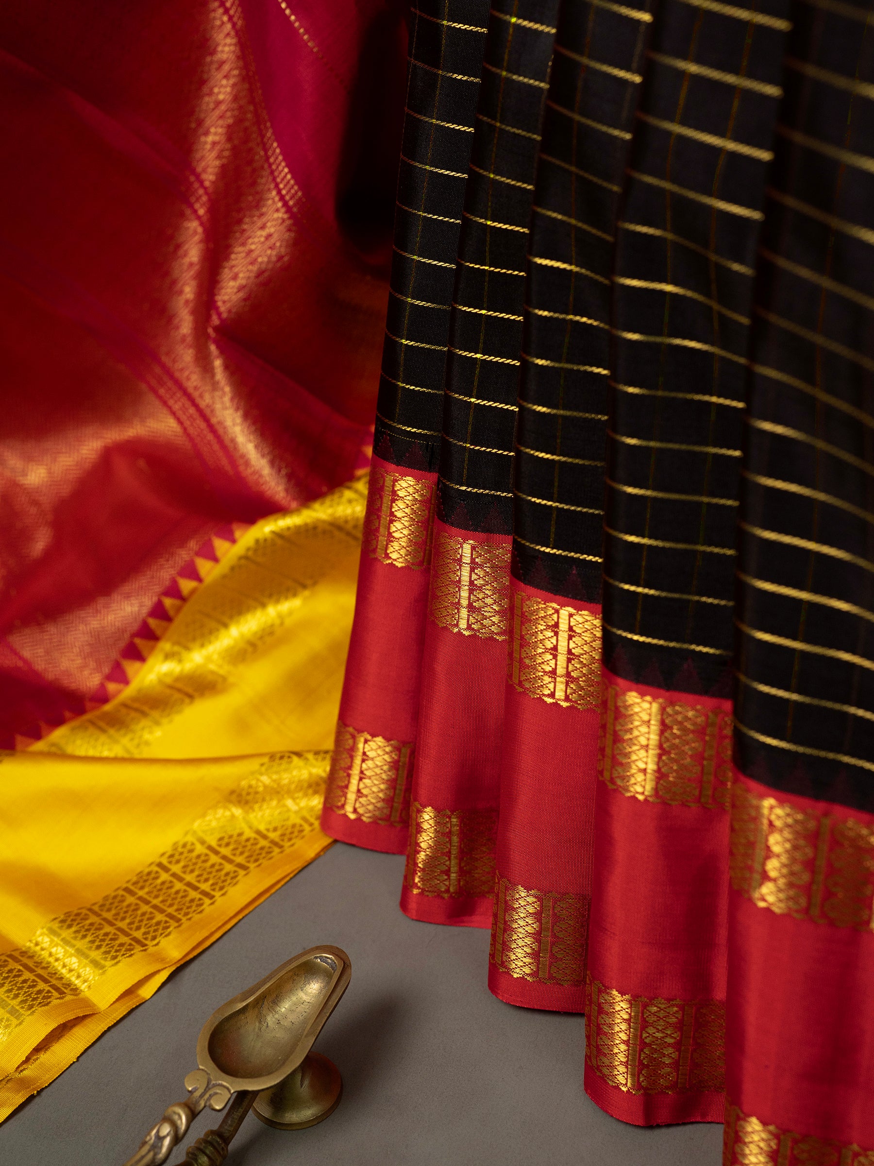 Vintage table Palla Korvai  / Kanjipuram Silk Saree CLSA11600