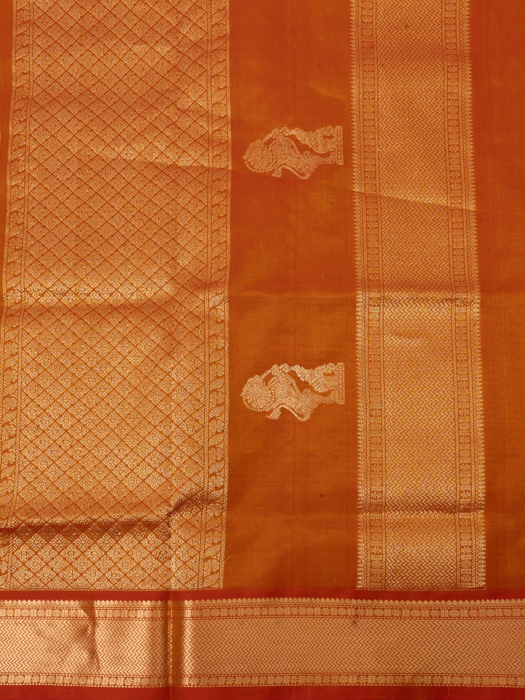 Rustic orange yazhi bettu butta/ Premium Silk Cotton CLSA5734